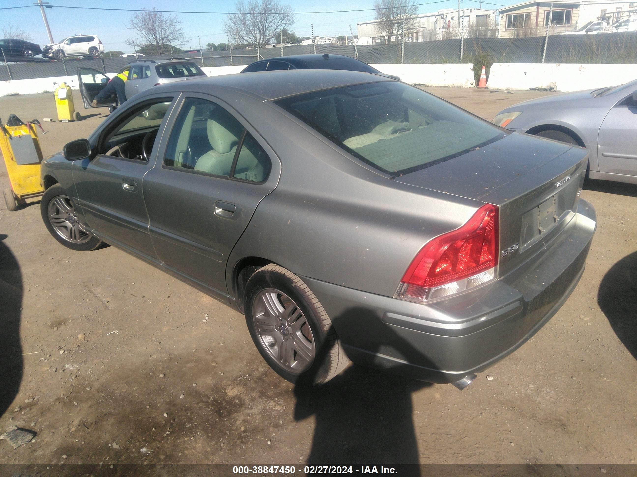 Photo 2 VIN: YV1RS592582700285 - VOLVO S60 