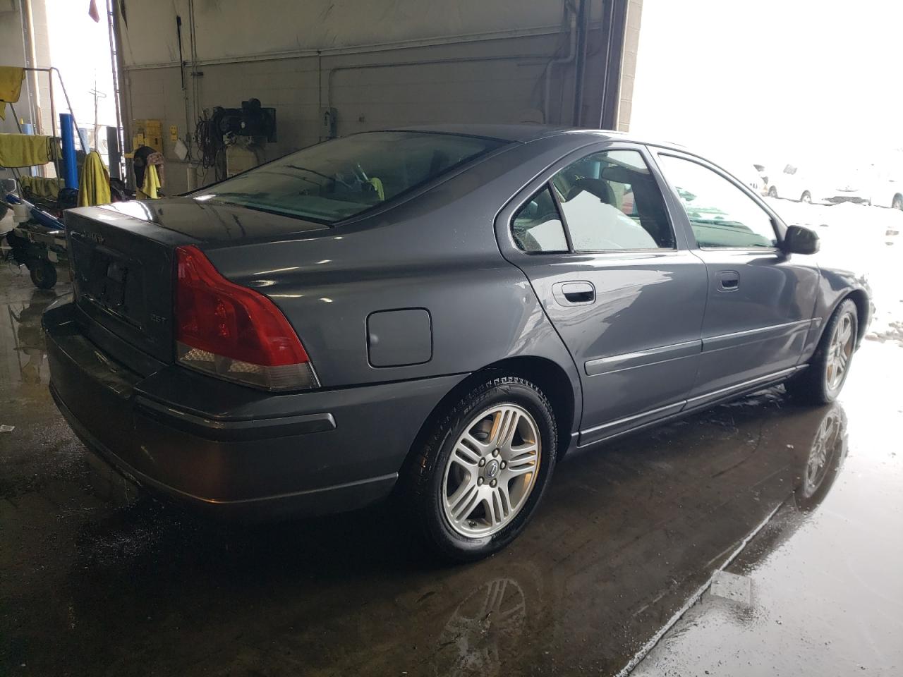 Photo 2 VIN: YV1RS592672618807 - VOLVO S60 