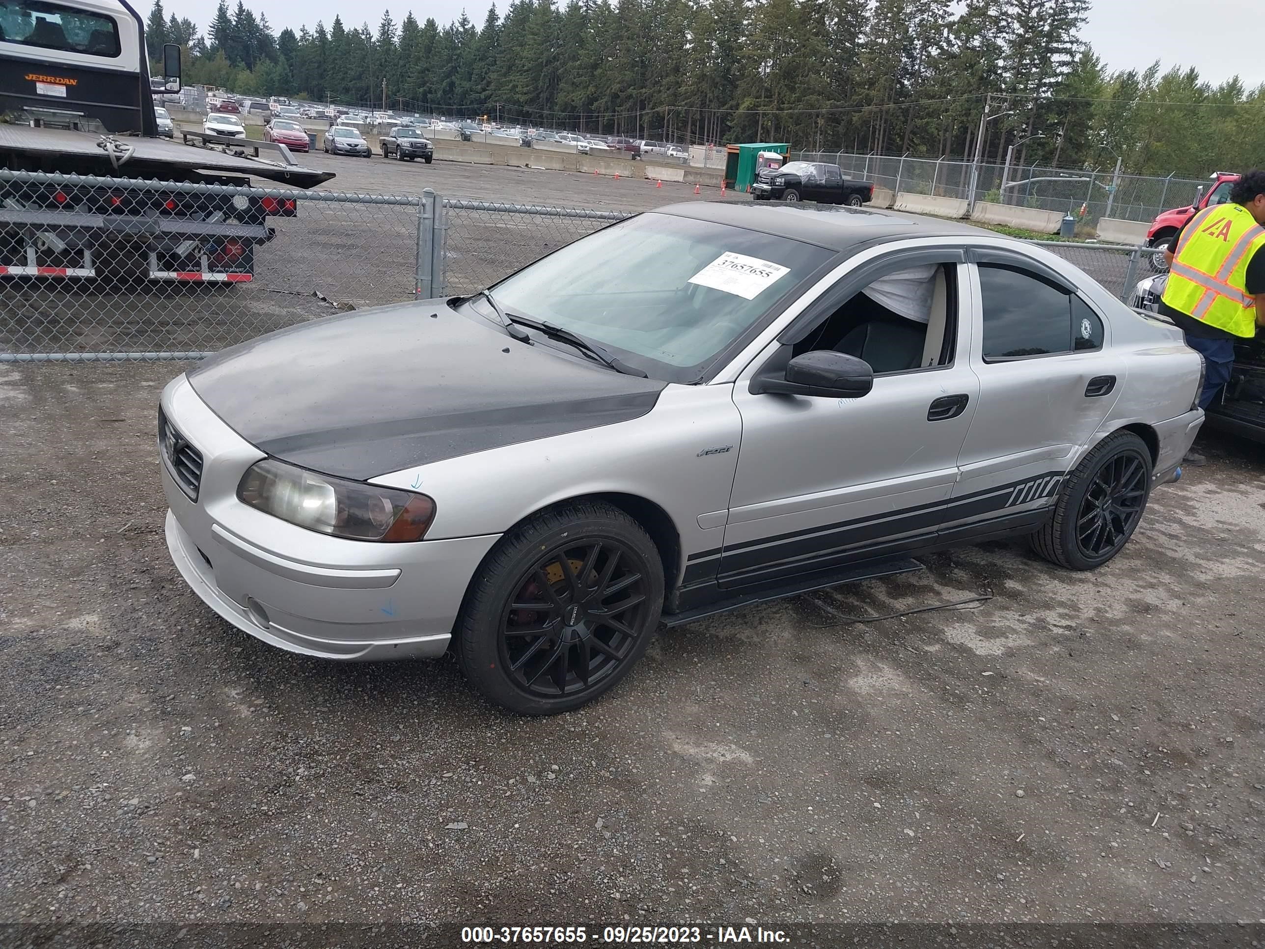 Photo 1 VIN: YV1RS592892725408 - VOLVO S60 