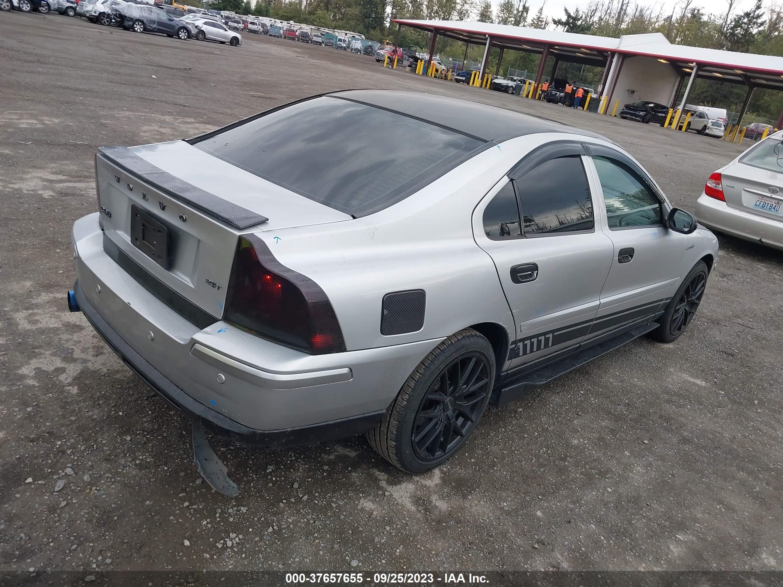 Photo 3 VIN: YV1RS592892725408 - VOLVO S60 