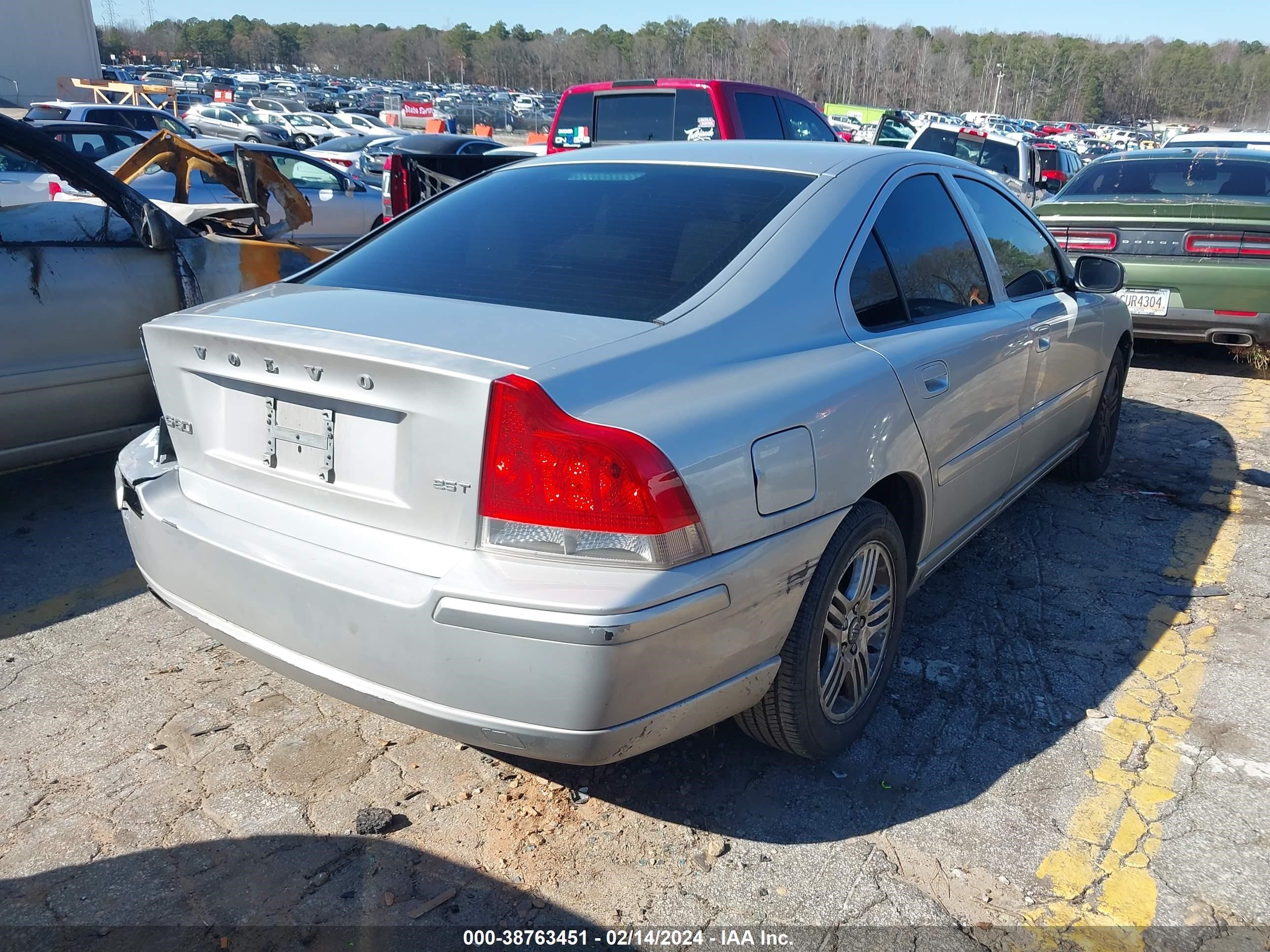 Photo 3 VIN: YV1RS592892740071 - VOLVO S60 