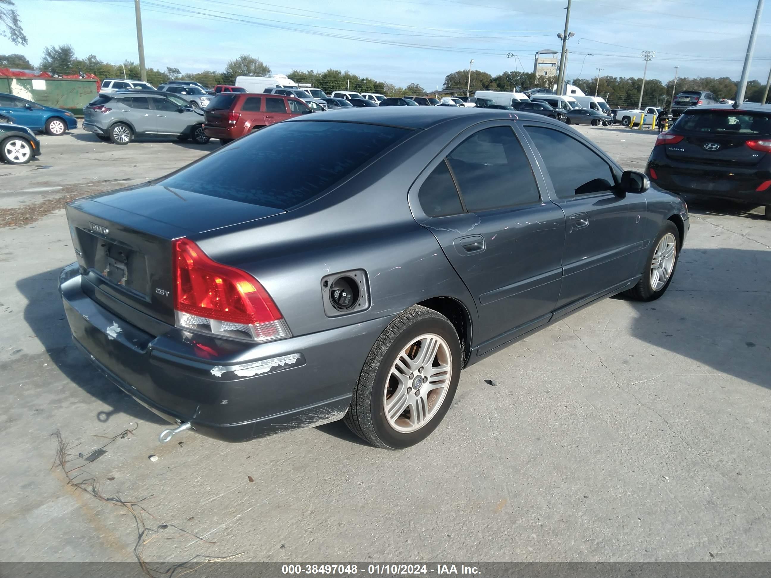 Photo 3 VIN: YV1RS592982675522 - VOLVO S60 