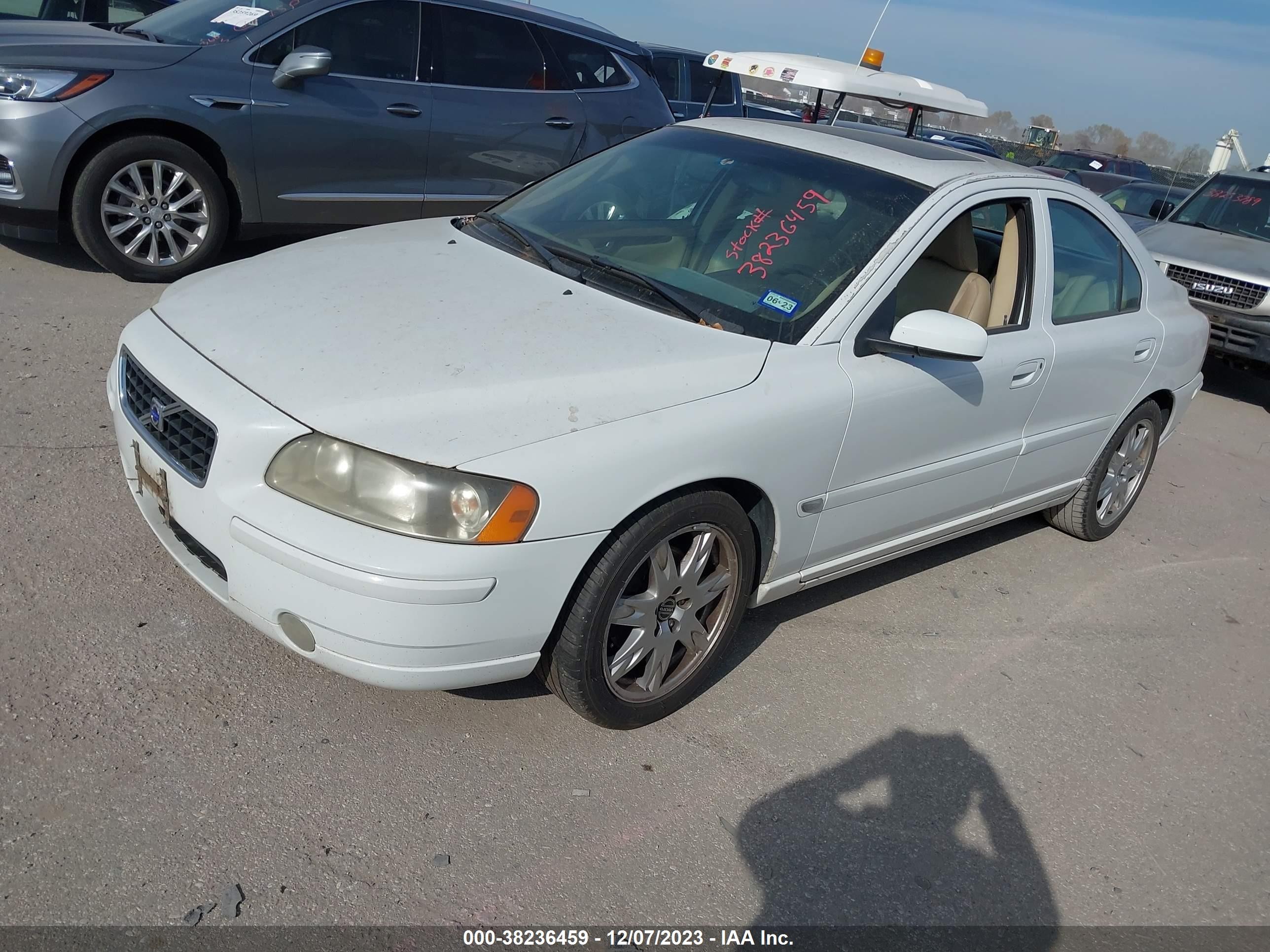 Photo 1 VIN: YV1RS592X52485062 - VOLVO S60 