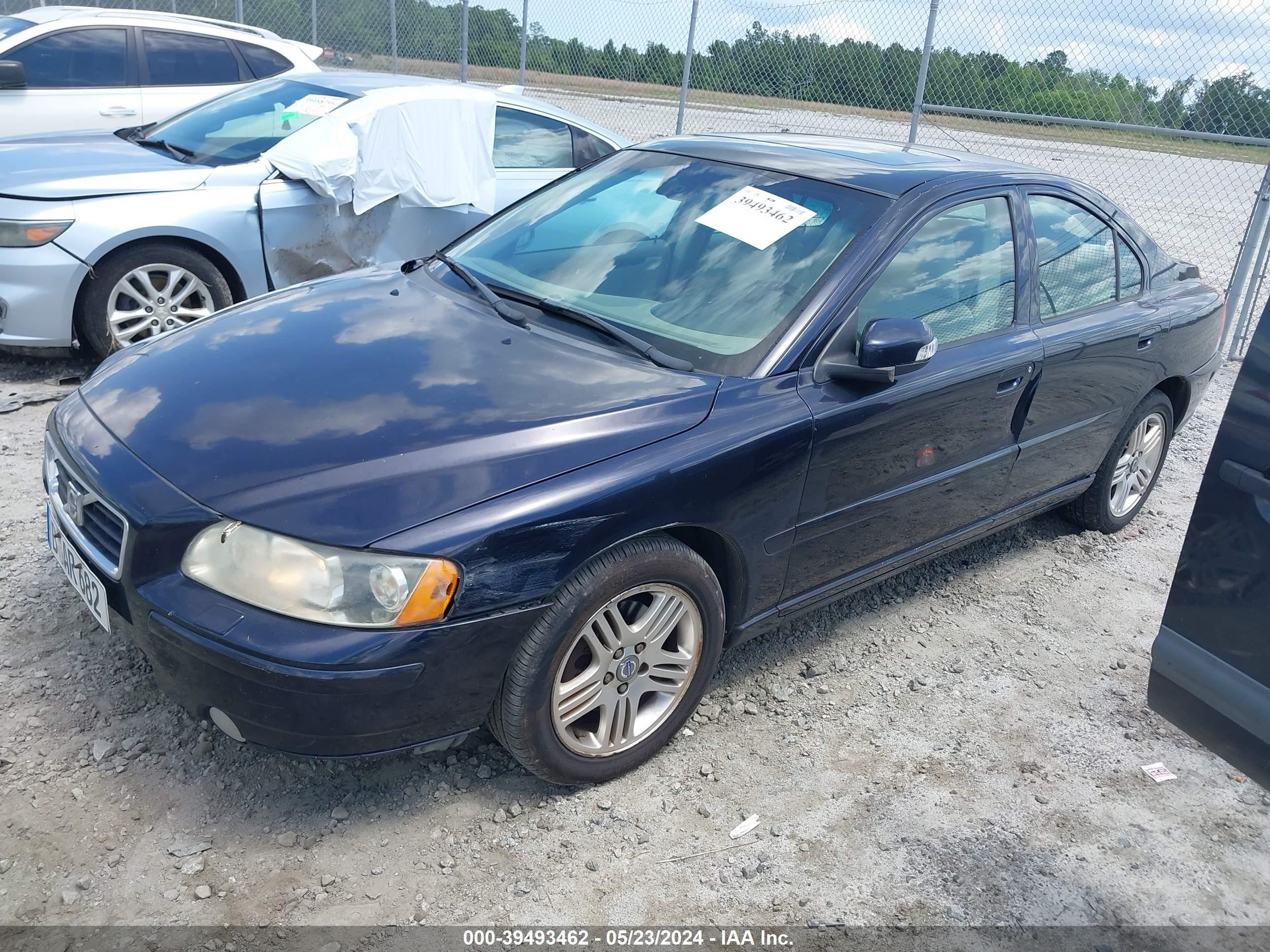 Photo 1 VIN: YV1RS592X72605557 - VOLVO S60 