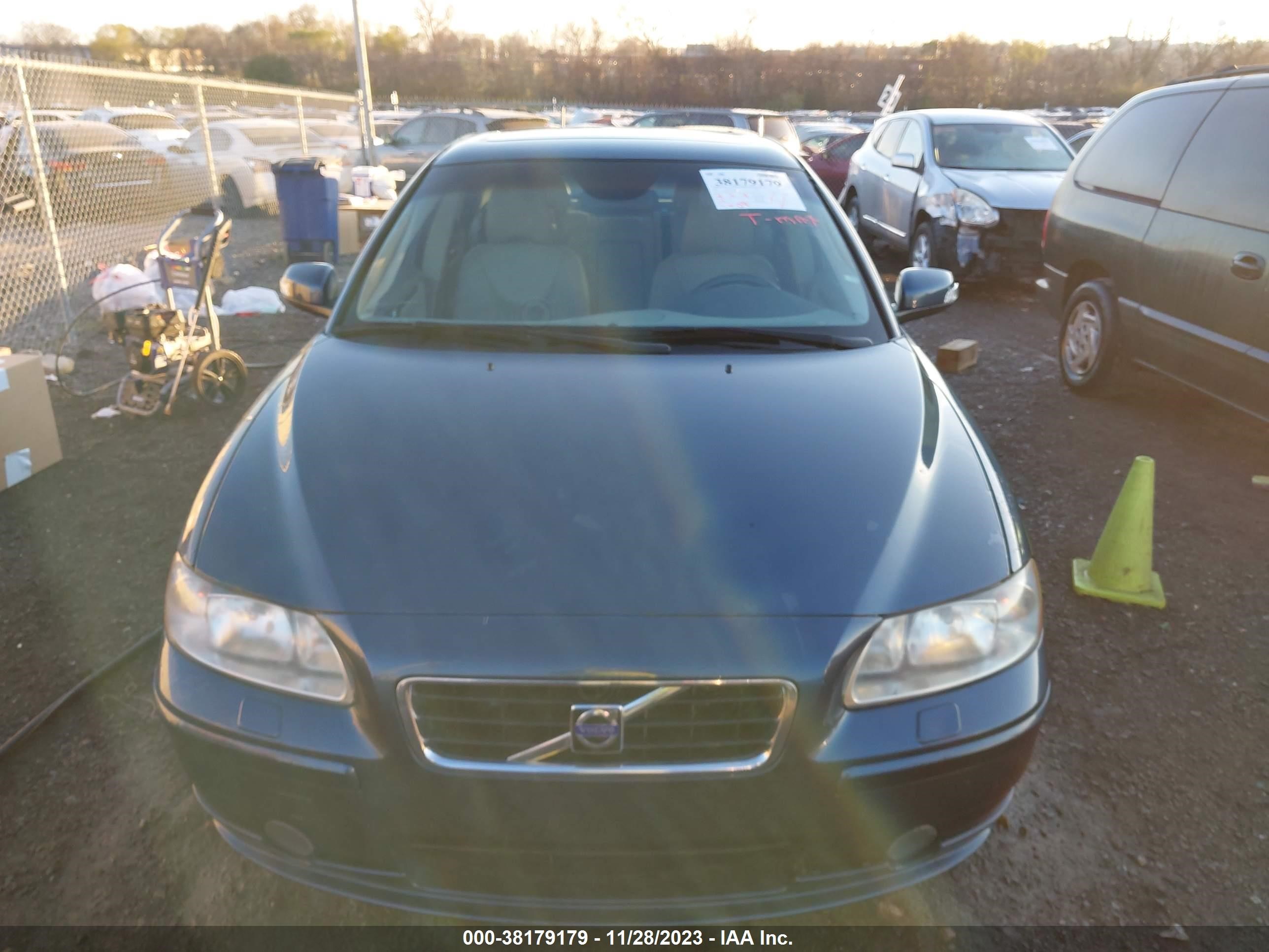 Photo 5 VIN: YV1RS592X72608877 - VOLVO S60 