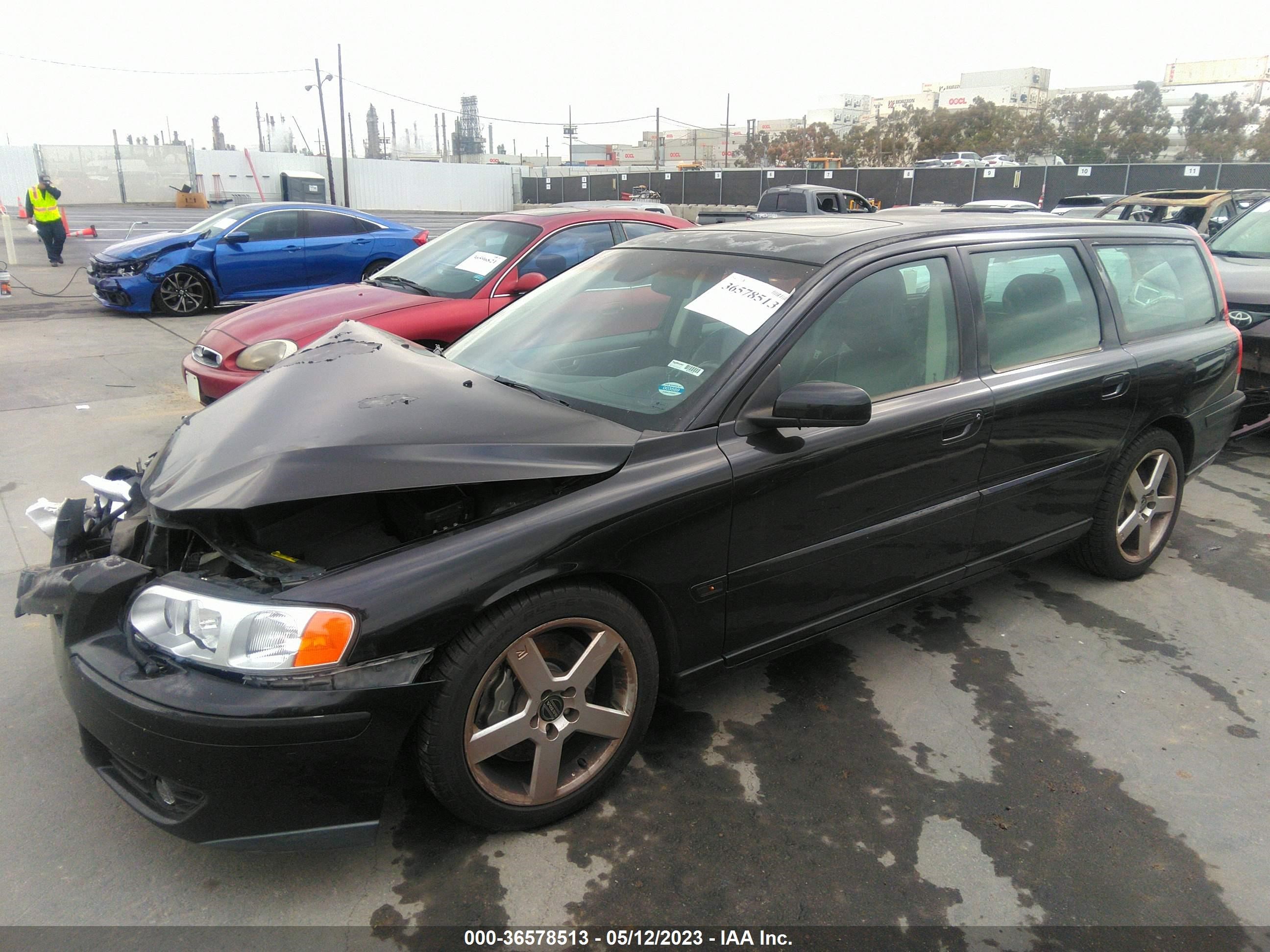 Photo 1 VIN: YV1SJ527662546225 - VOLVO V70 