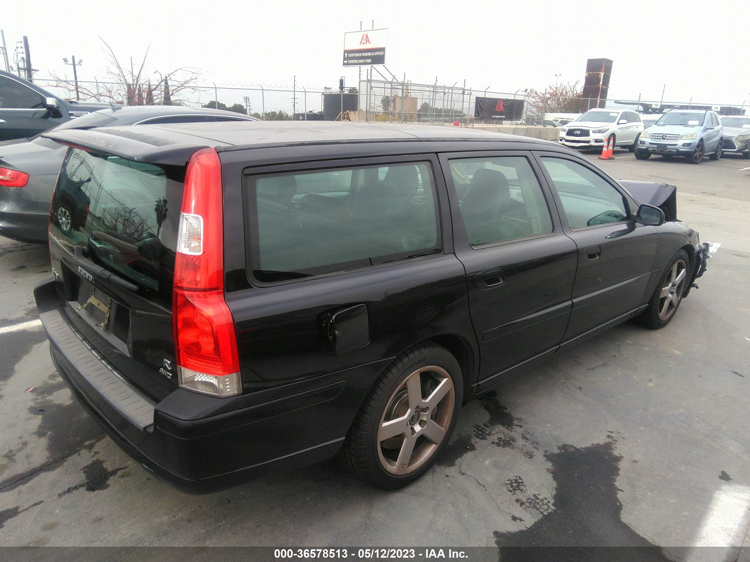 Photo 3 VIN: YV1SJ527662546225 - VOLVO V70 