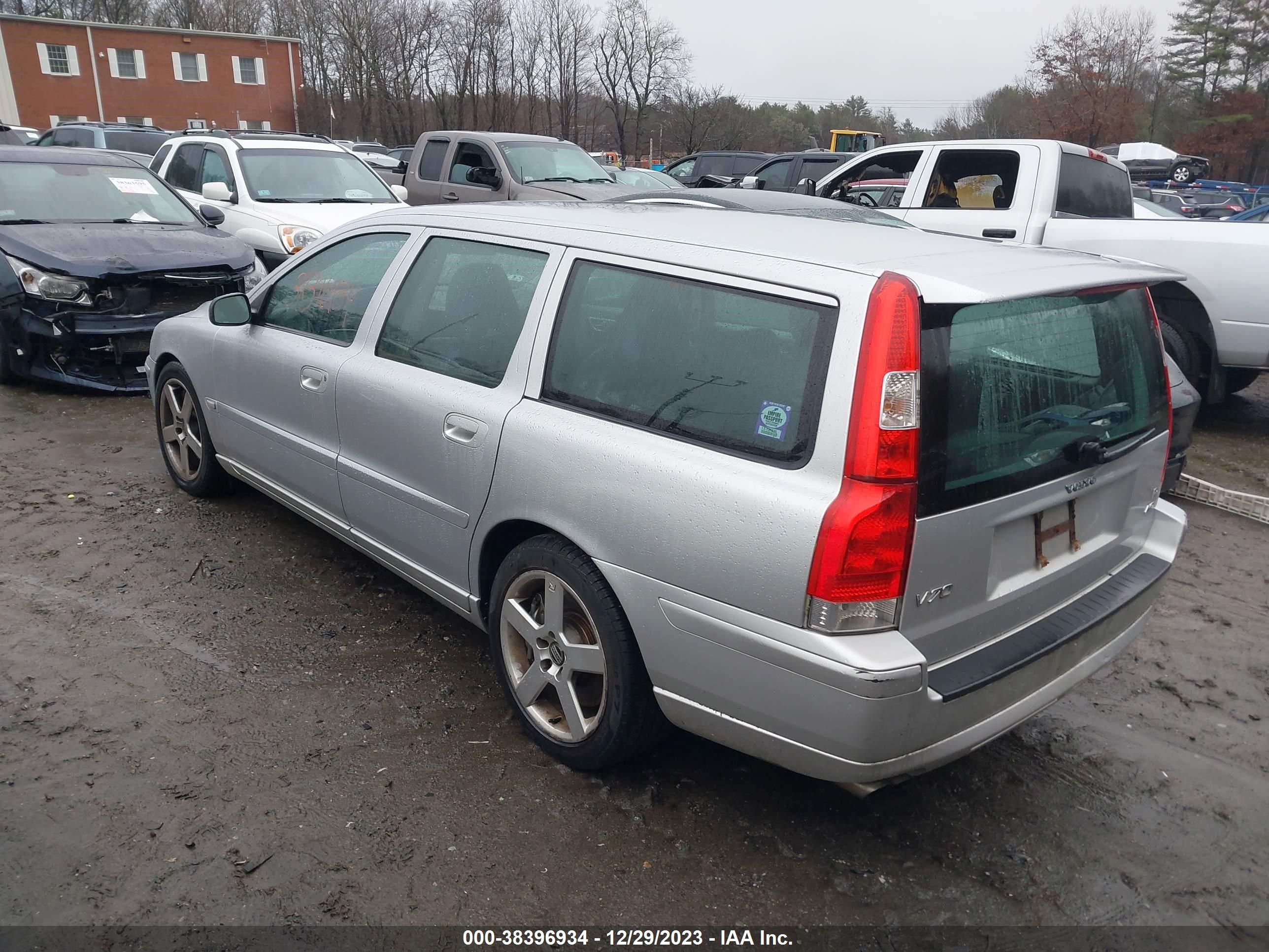 Photo 2 VIN: YV1SJ527852509255 - VOLVO V70 