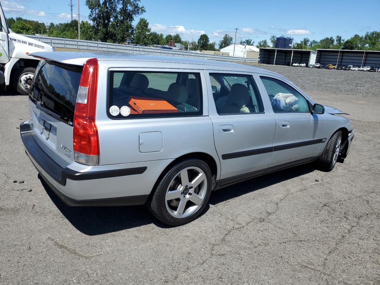 Photo 2 VIN: YV1SJ52Y142413040 - VOLVO V70 