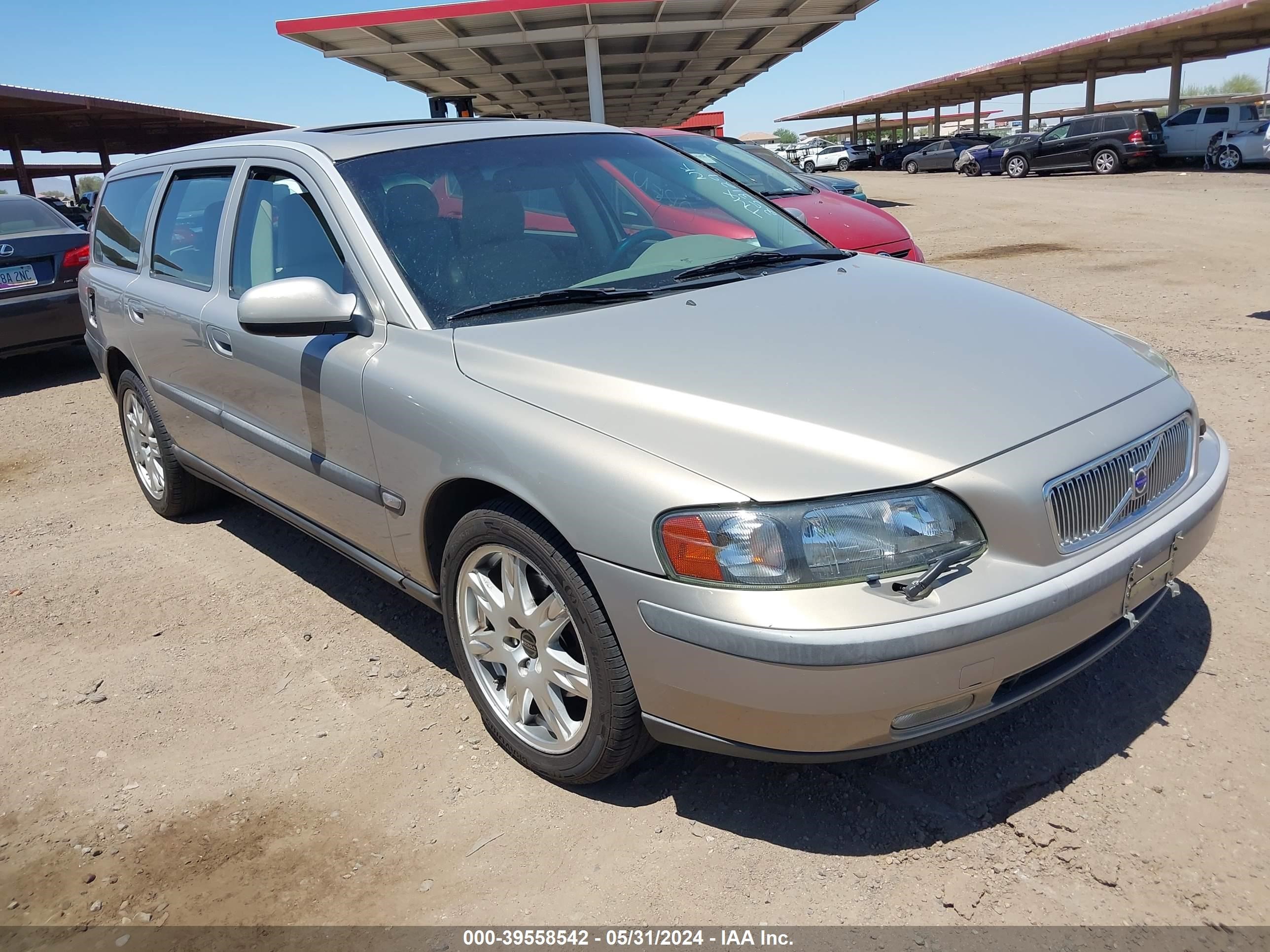 Photo 0 VIN: YV1SJ58D621253129 - VOLVO V70 