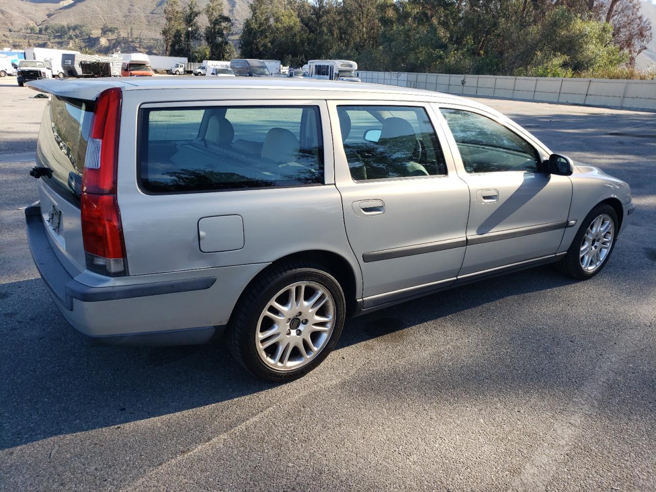 Photo 2 VIN: YV1SW53D311008540 - VOLVO V70 