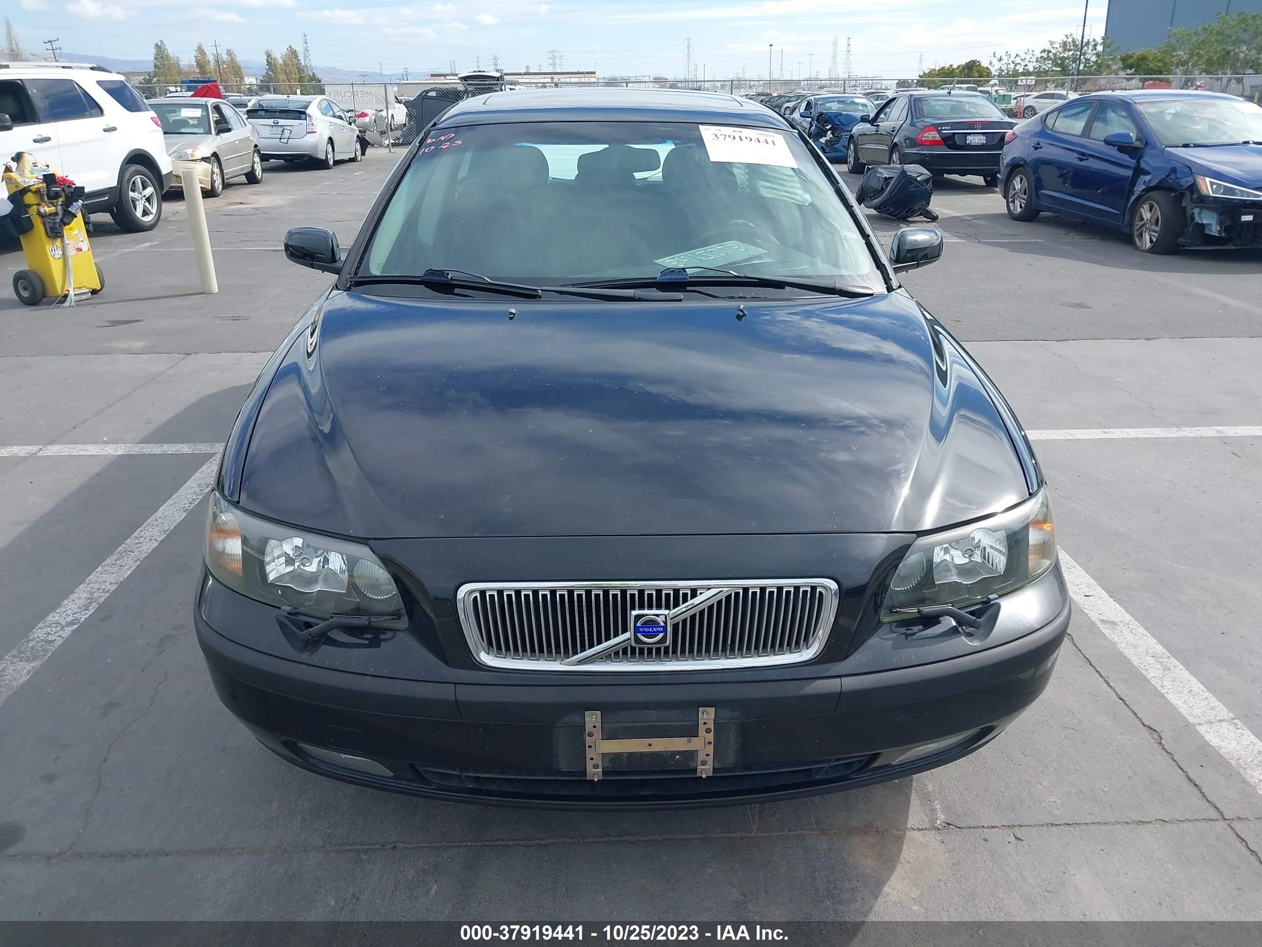 Photo 11 VIN: YV1SW53D742418000 - VOLVO V70 