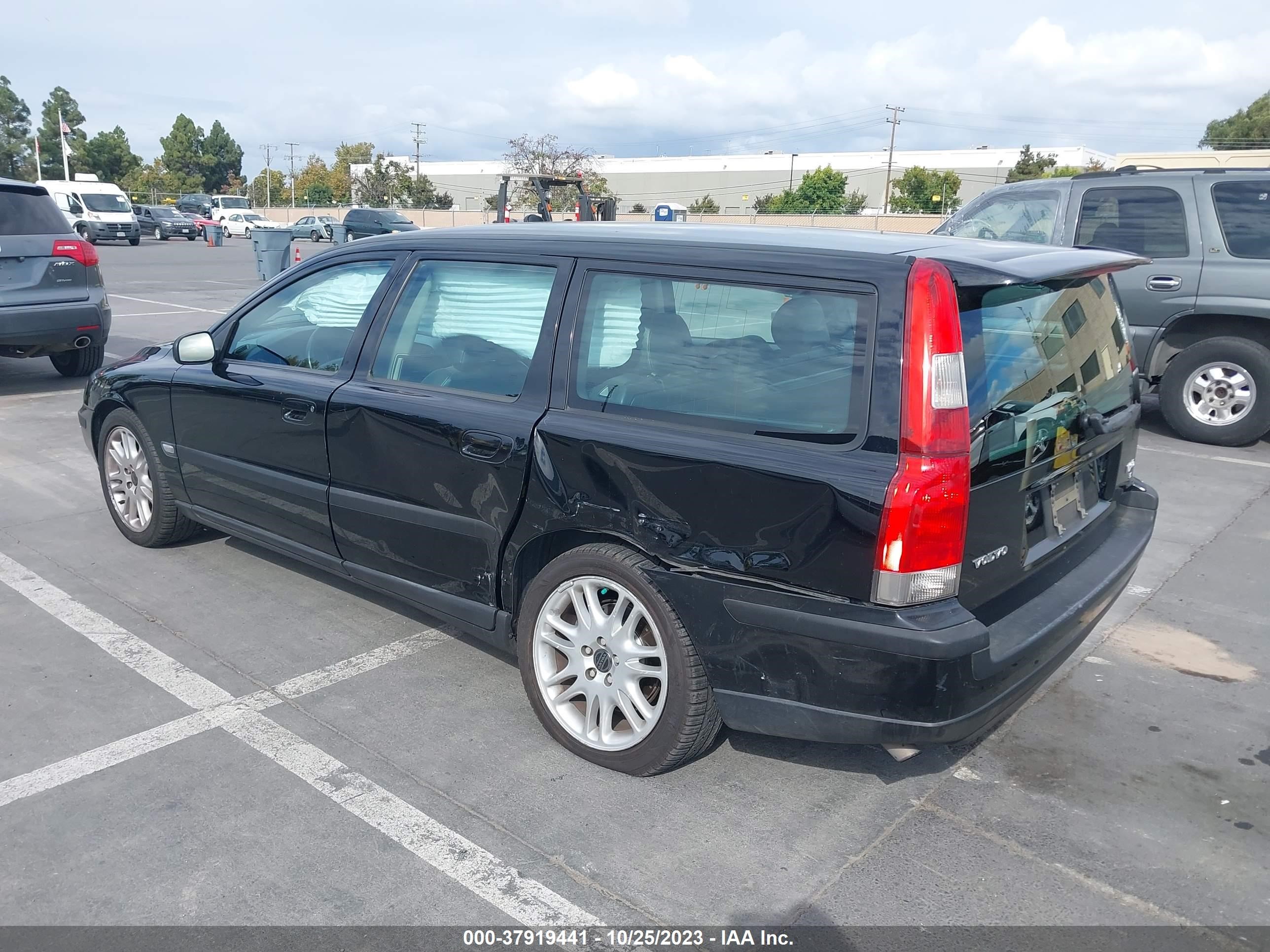 Photo 2 VIN: YV1SW53D742418000 - VOLVO V70 