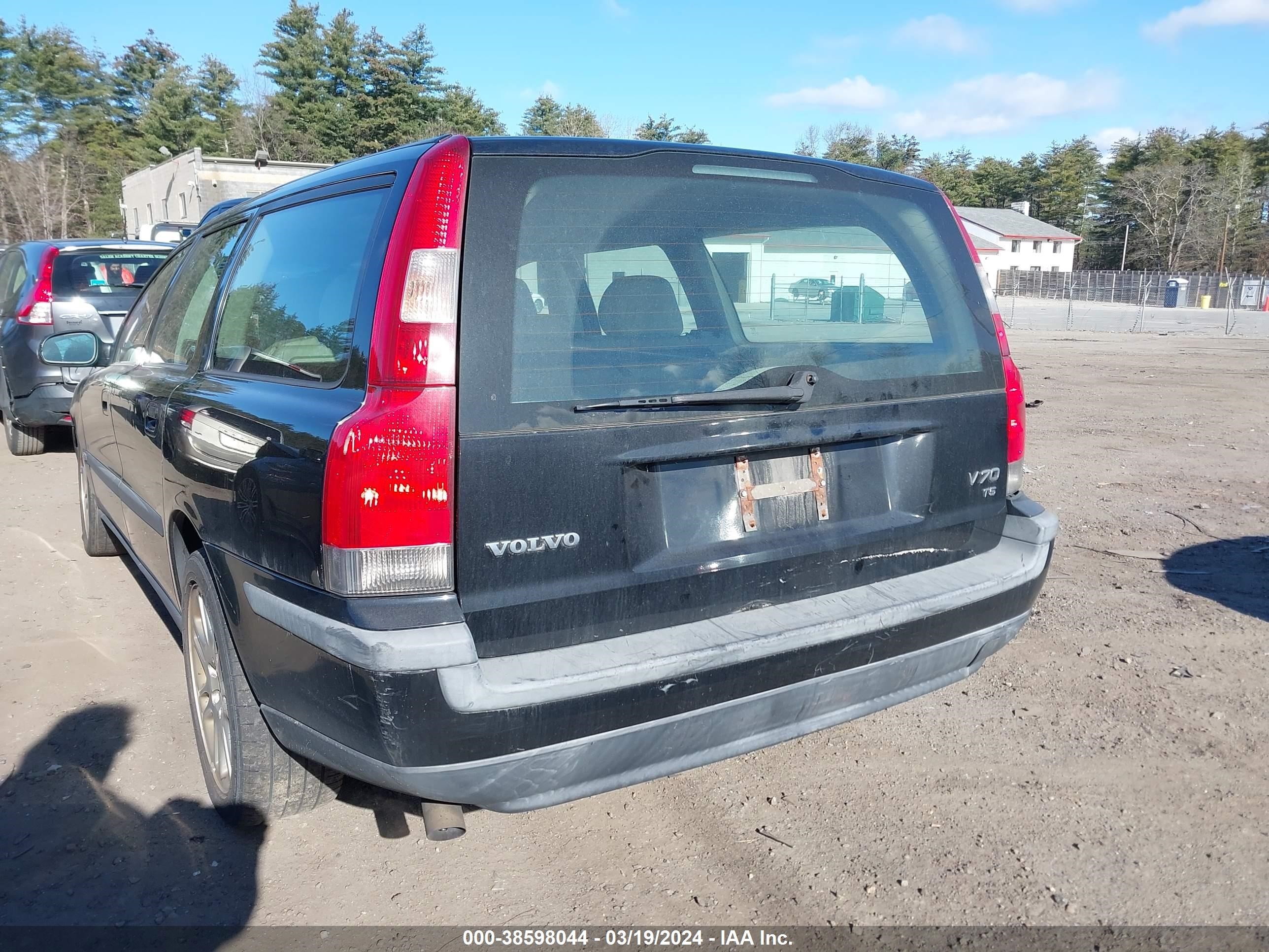 Photo 5 VIN: YV1SW53DX11021821 - VOLVO V70 