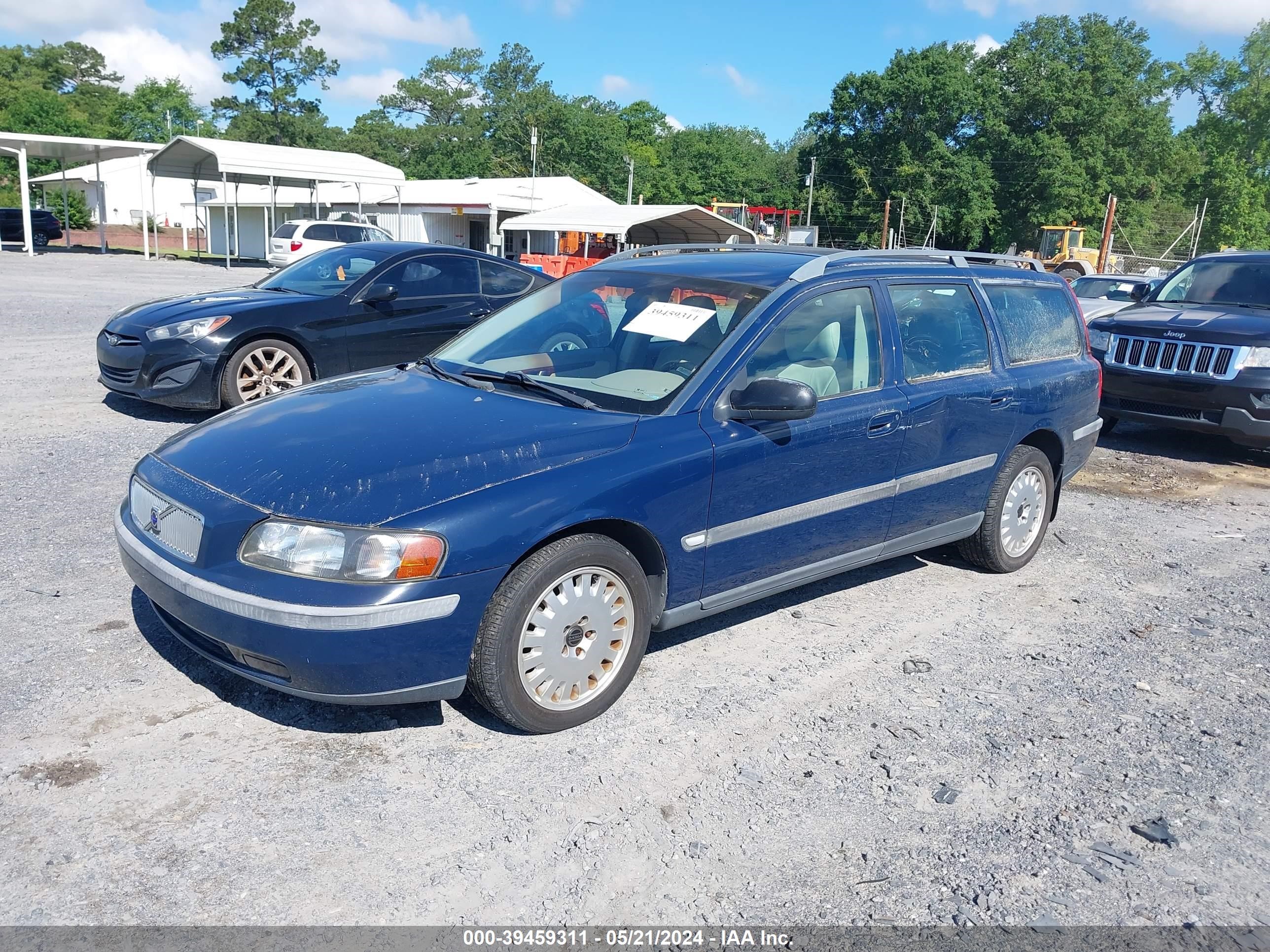 Photo 1 VIN: YV1SW58D812105428 - VOLVO V70 