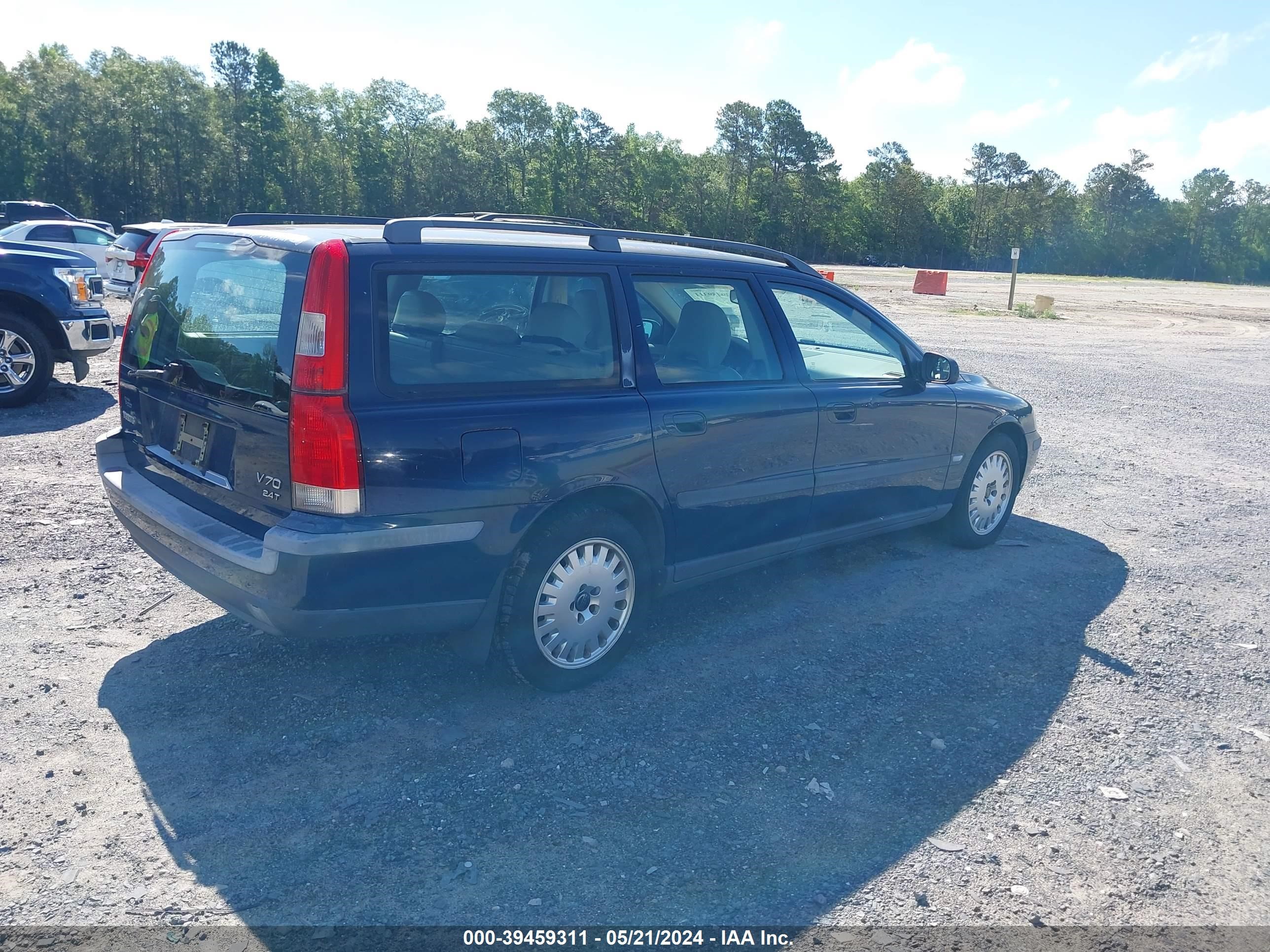 Photo 3 VIN: YV1SW58D812105428 - VOLVO V70 