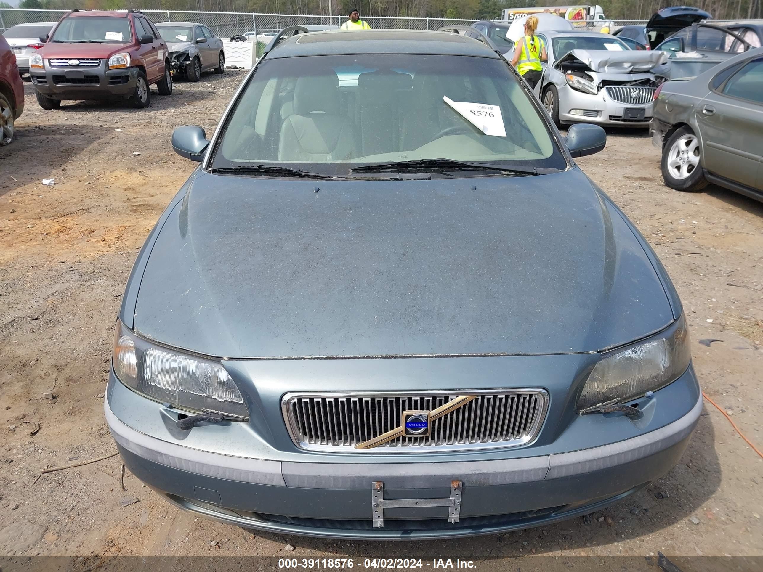 Photo 5 VIN: YV1SW58DX11014134 - VOLVO V70 