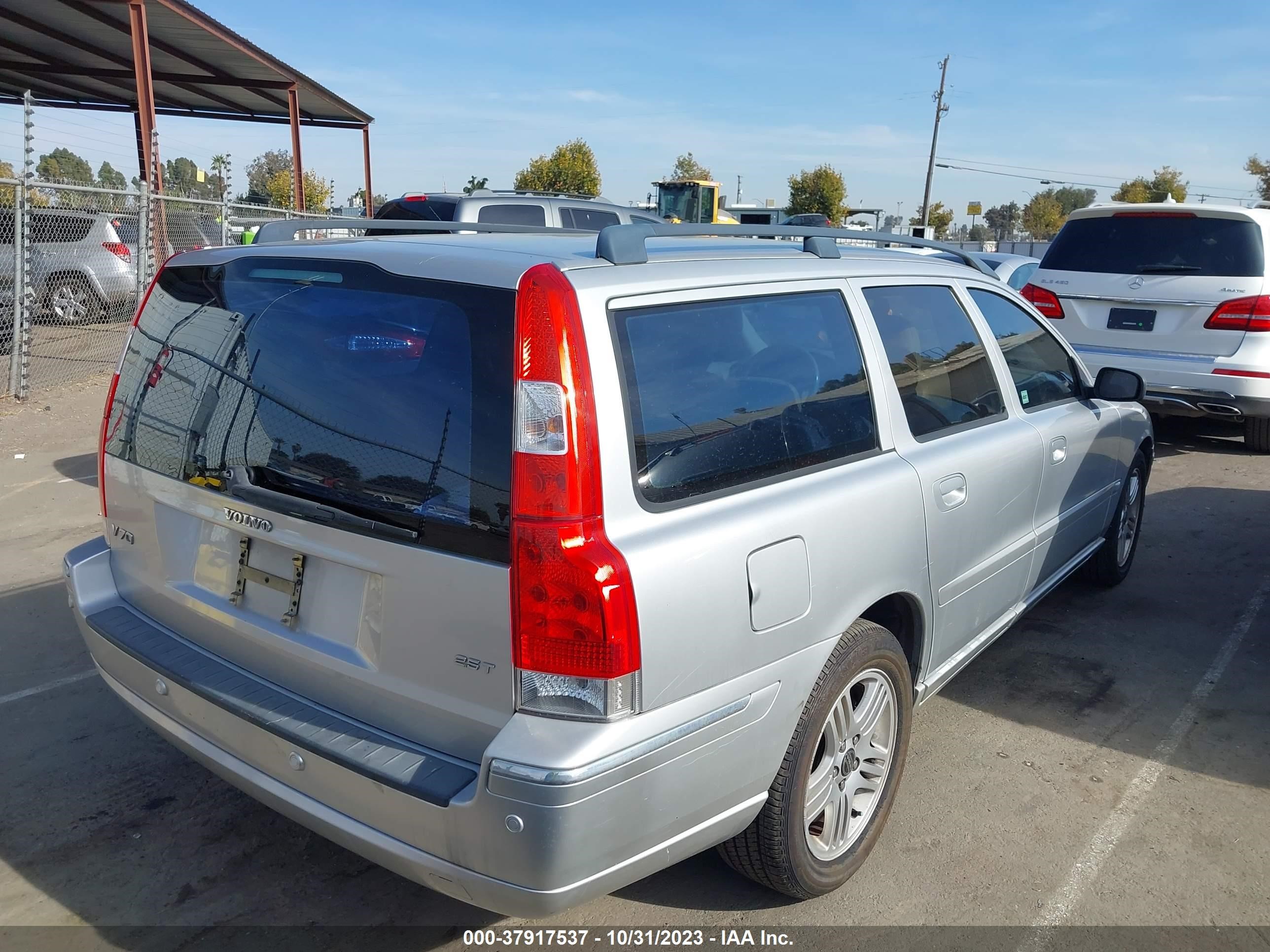 Photo 3 VIN: YV1SW592061535142 - VOLVO V70 