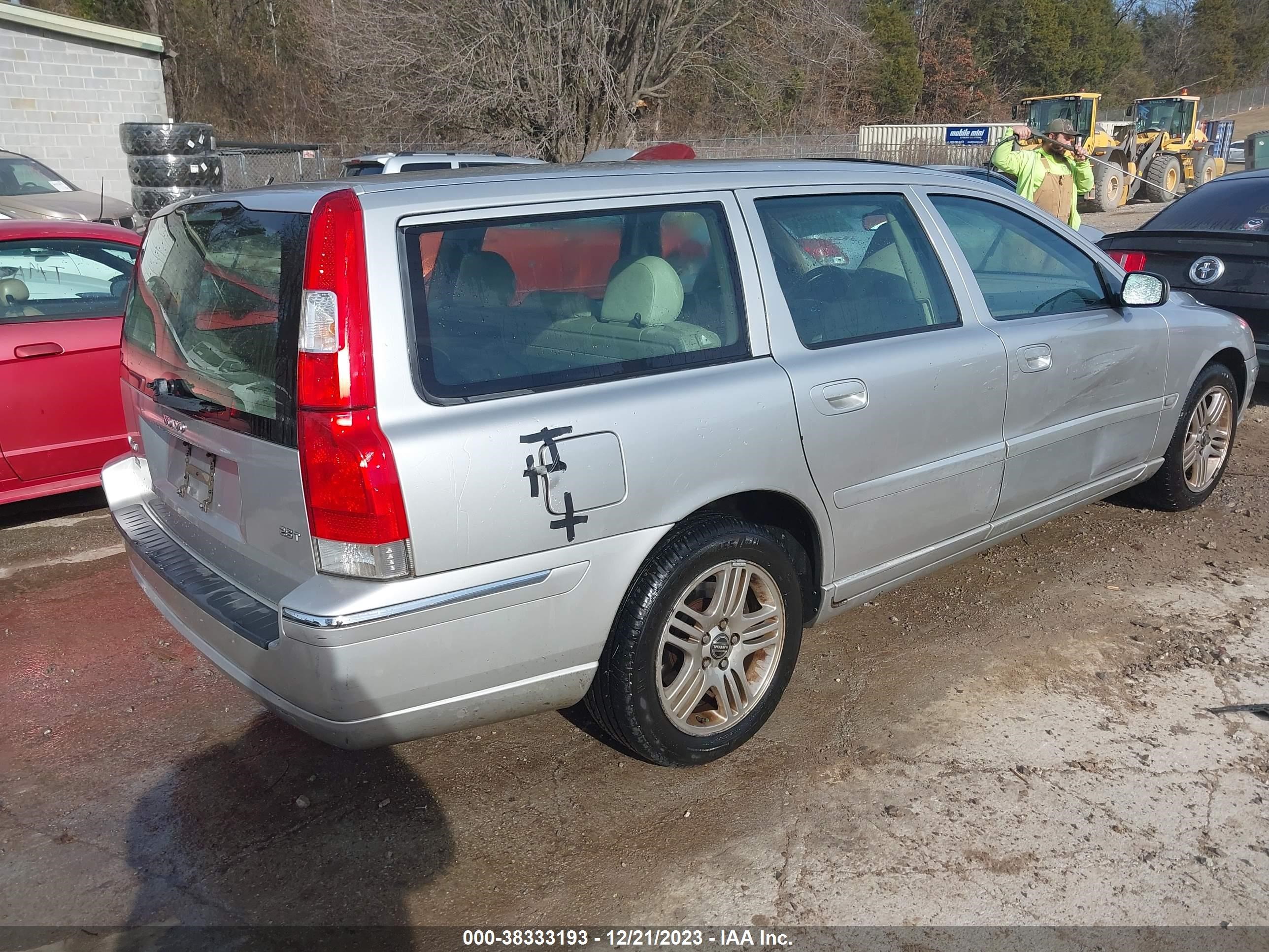 Photo 3 VIN: YV1SW592462584936 - VOLVO V70 