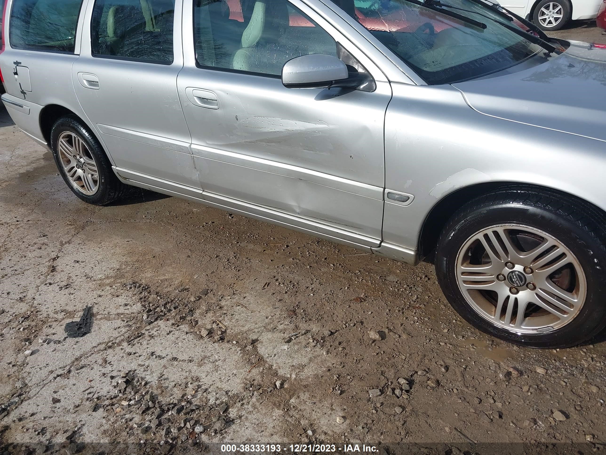 Photo 5 VIN: YV1SW592462584936 - VOLVO V70 