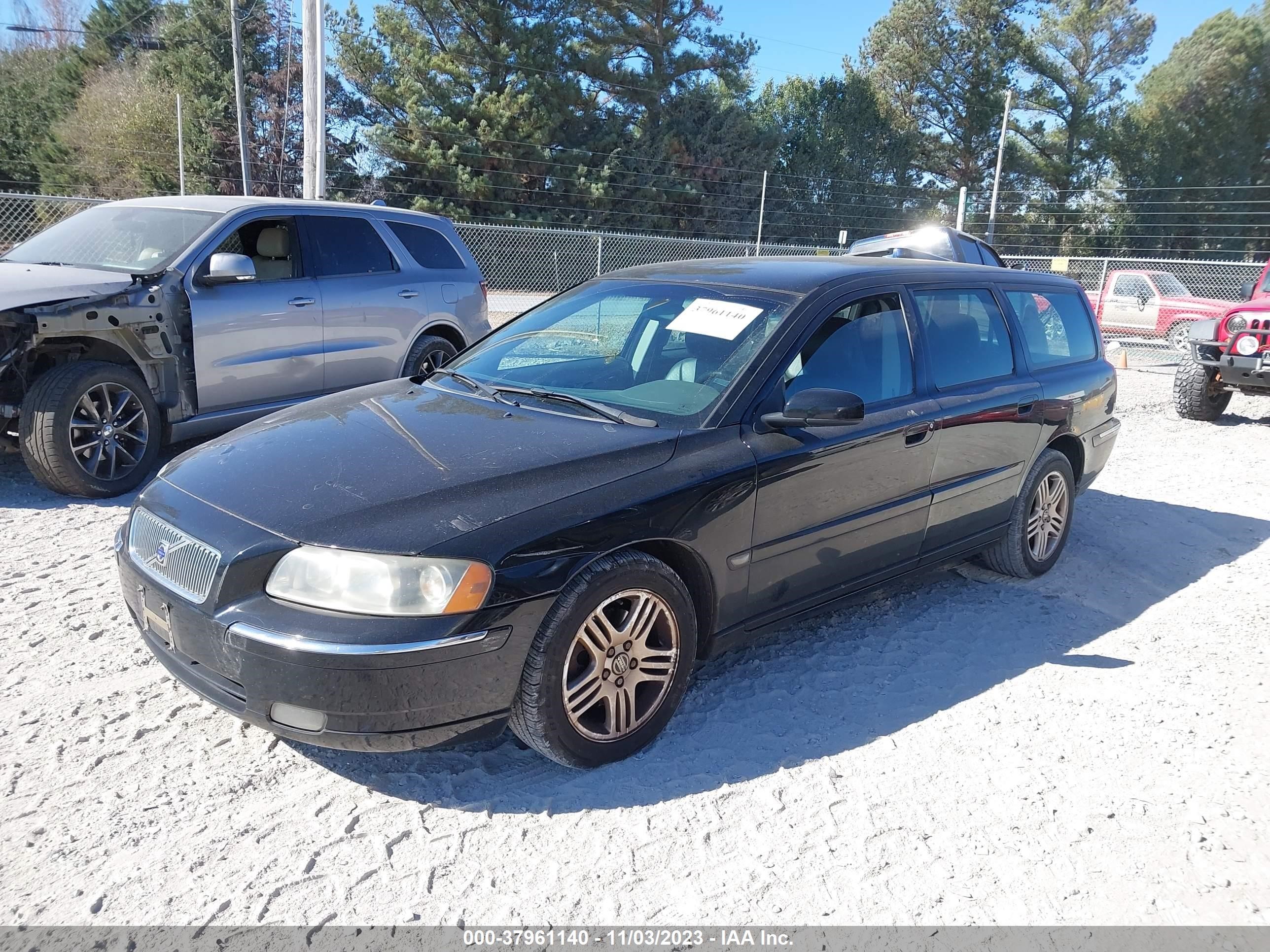 Photo 1 VIN: YV1SW592962539426 - VOLVO V70 