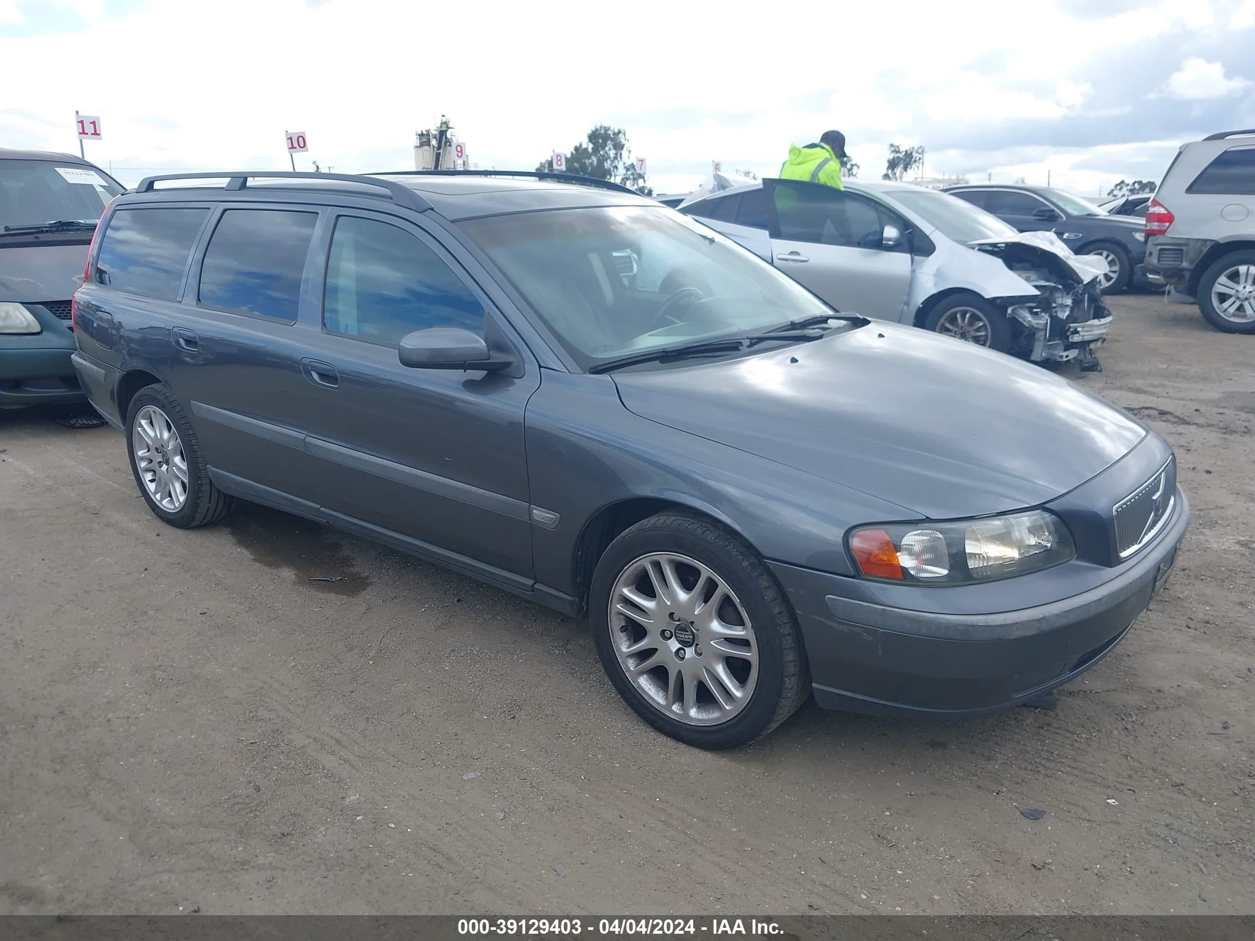 Photo 0 VIN: YV1SW59V942434330 - VOLVO V70 