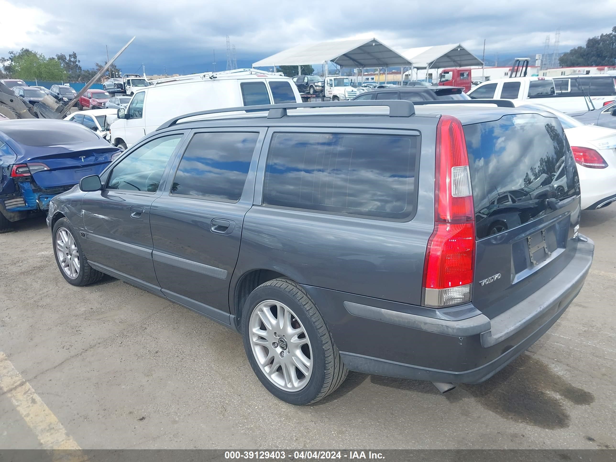 Photo 2 VIN: YV1SW59V942434330 - VOLVO V70 