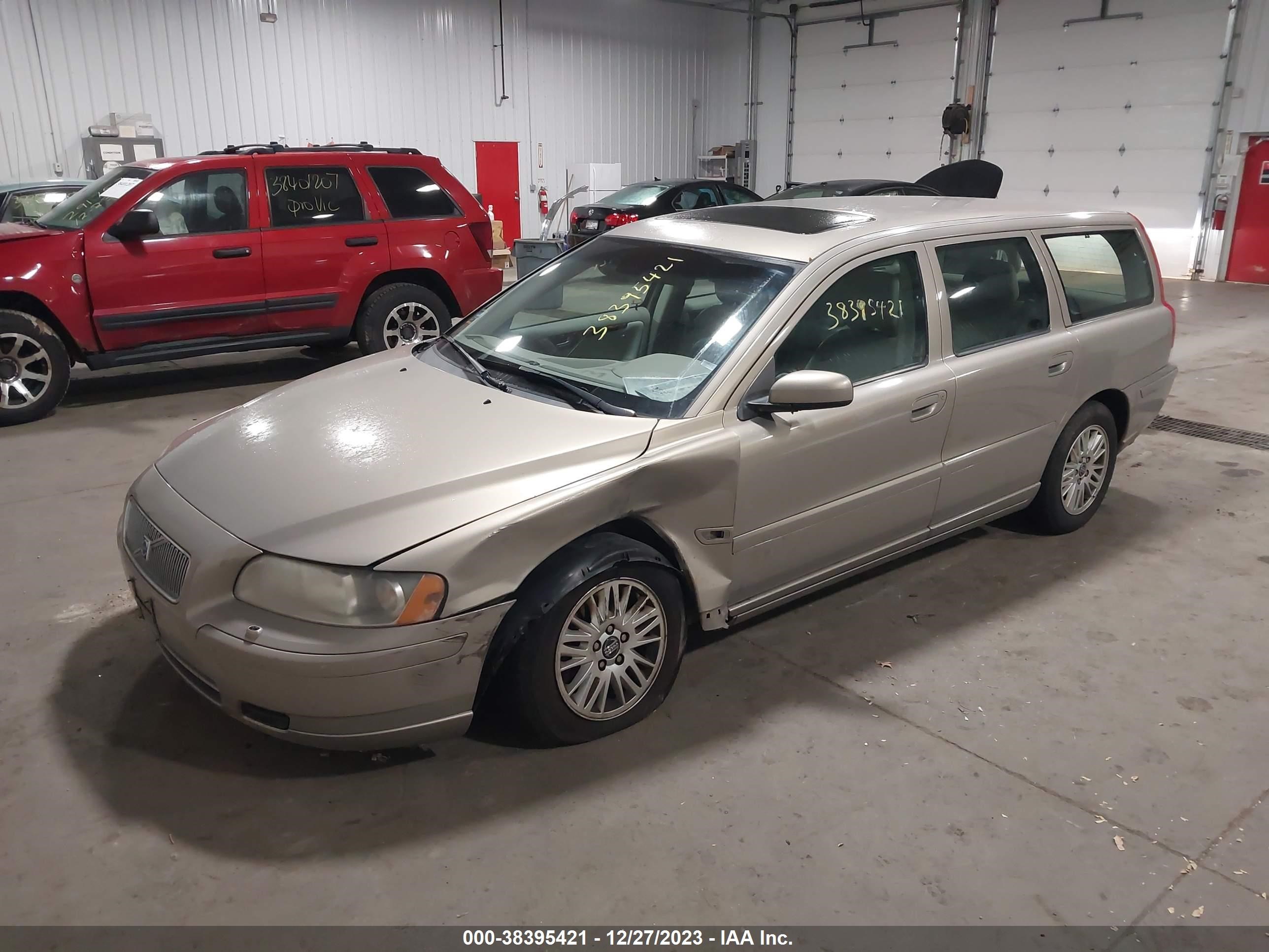 Photo 1 VIN: YV1SW612351508470 - VOLVO V70 