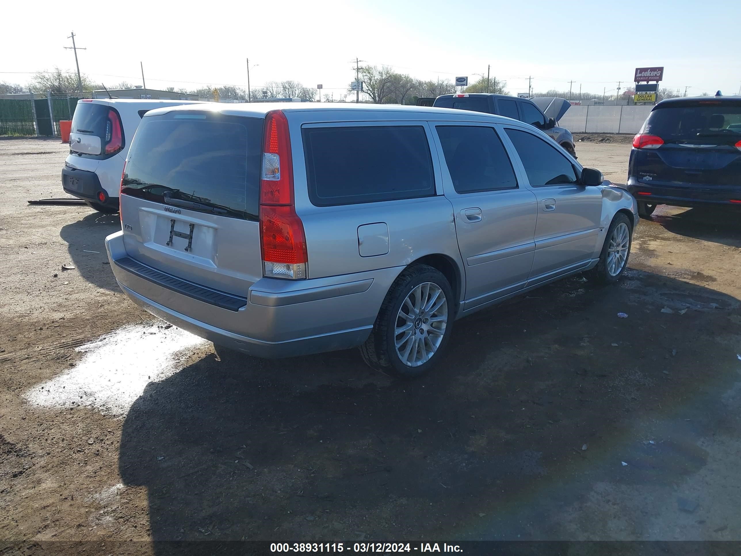 Photo 3 VIN: YV1SW612671655899 - VOLVO V70 