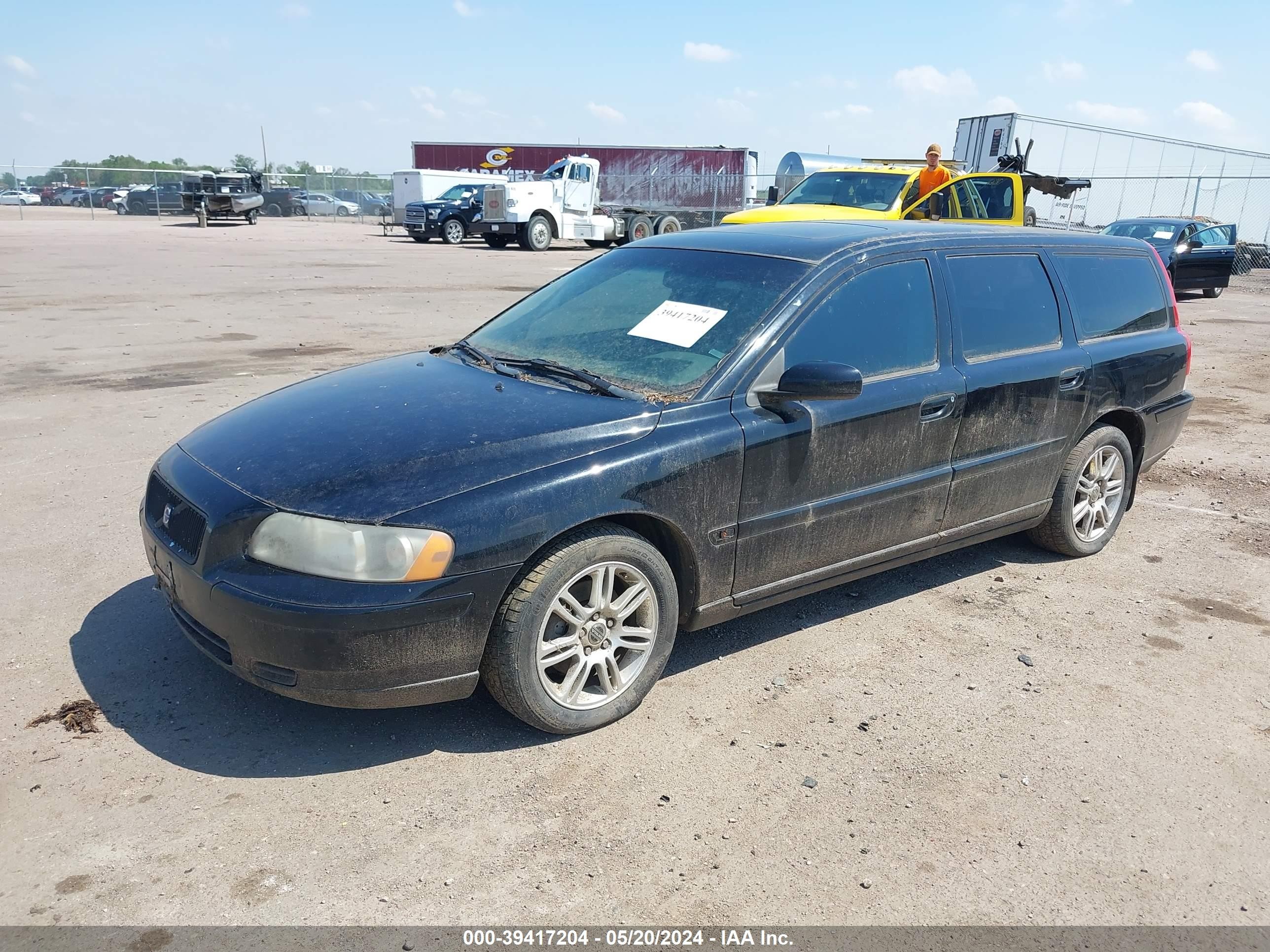 Photo 1 VIN: YV1SW612762575925 - VOLVO V70 