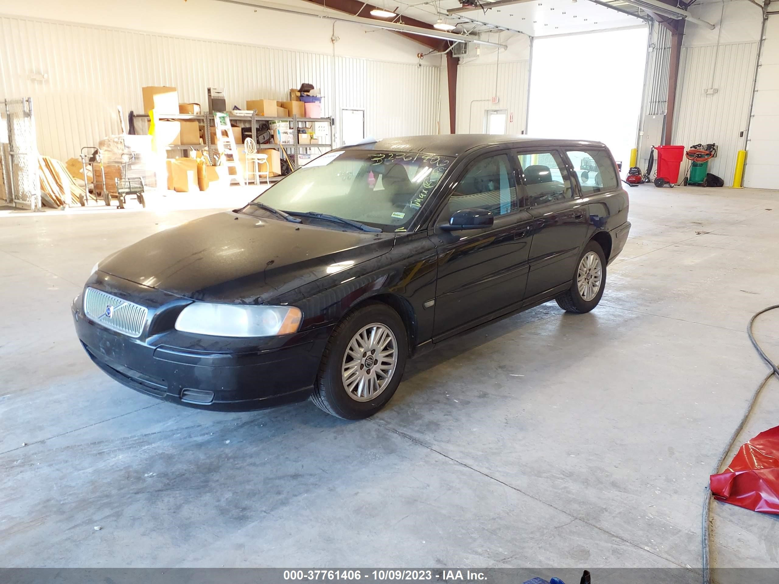 Photo 1 VIN: YV1SW612X52462131 - VOLVO V70 