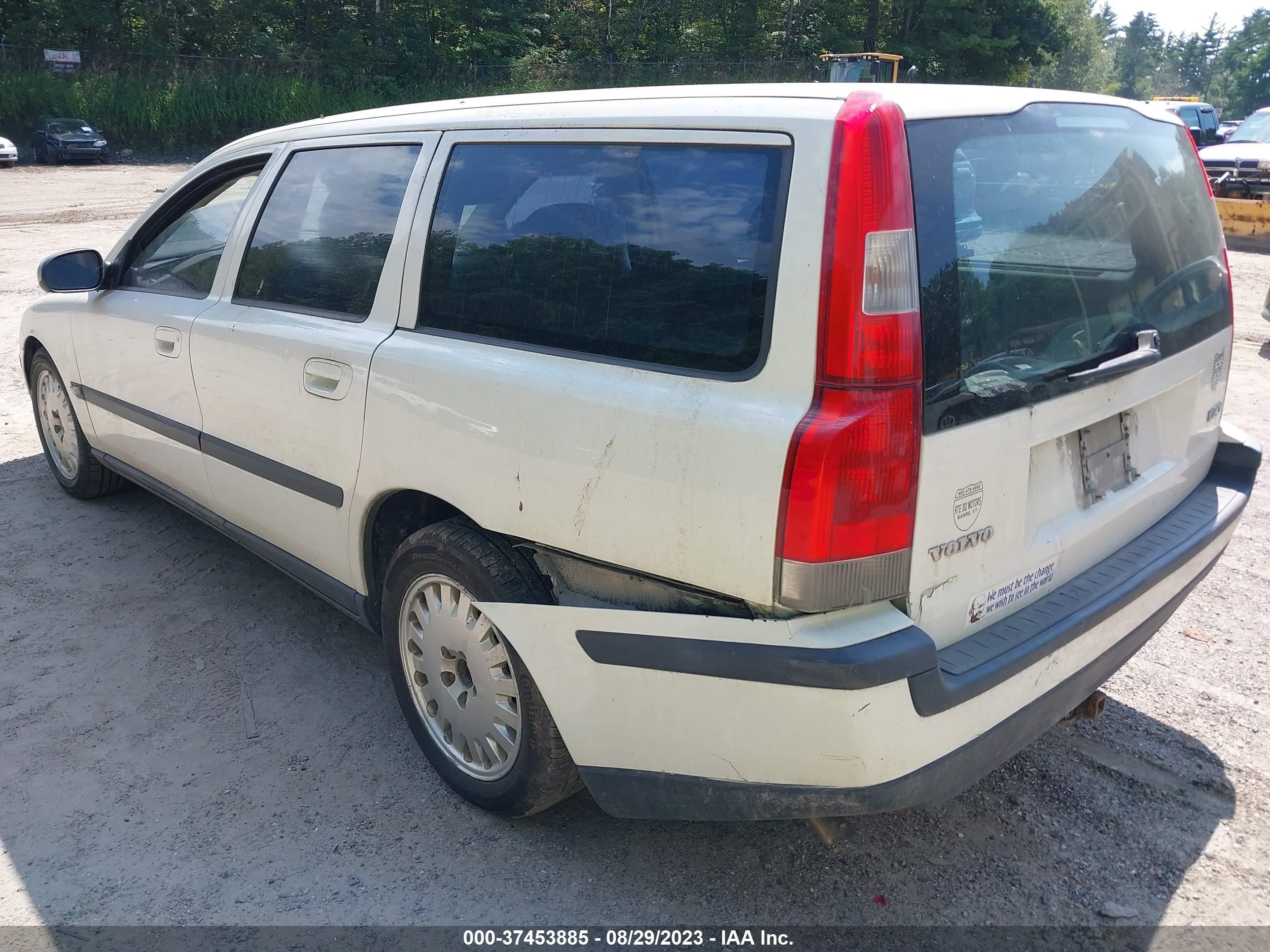 Photo 2 VIN: YV1SW61R911125561 - VOLVO V70 