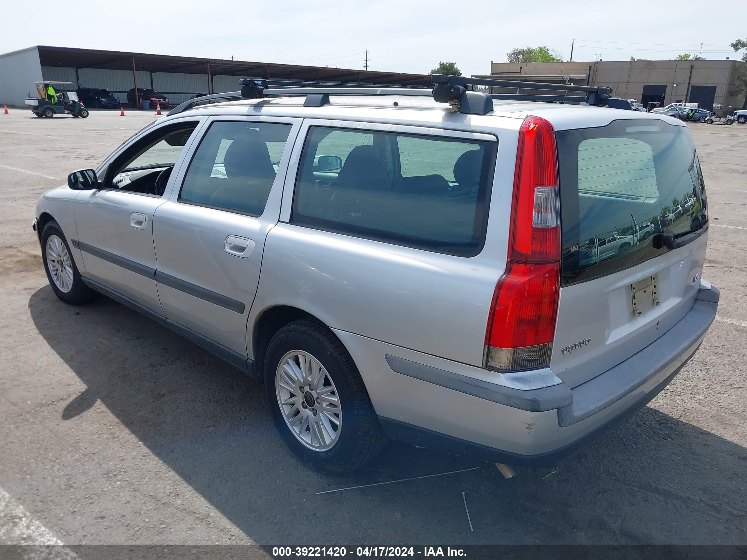 Photo 2 VIN: YV1SW64A042363867 - VOLVO V70 