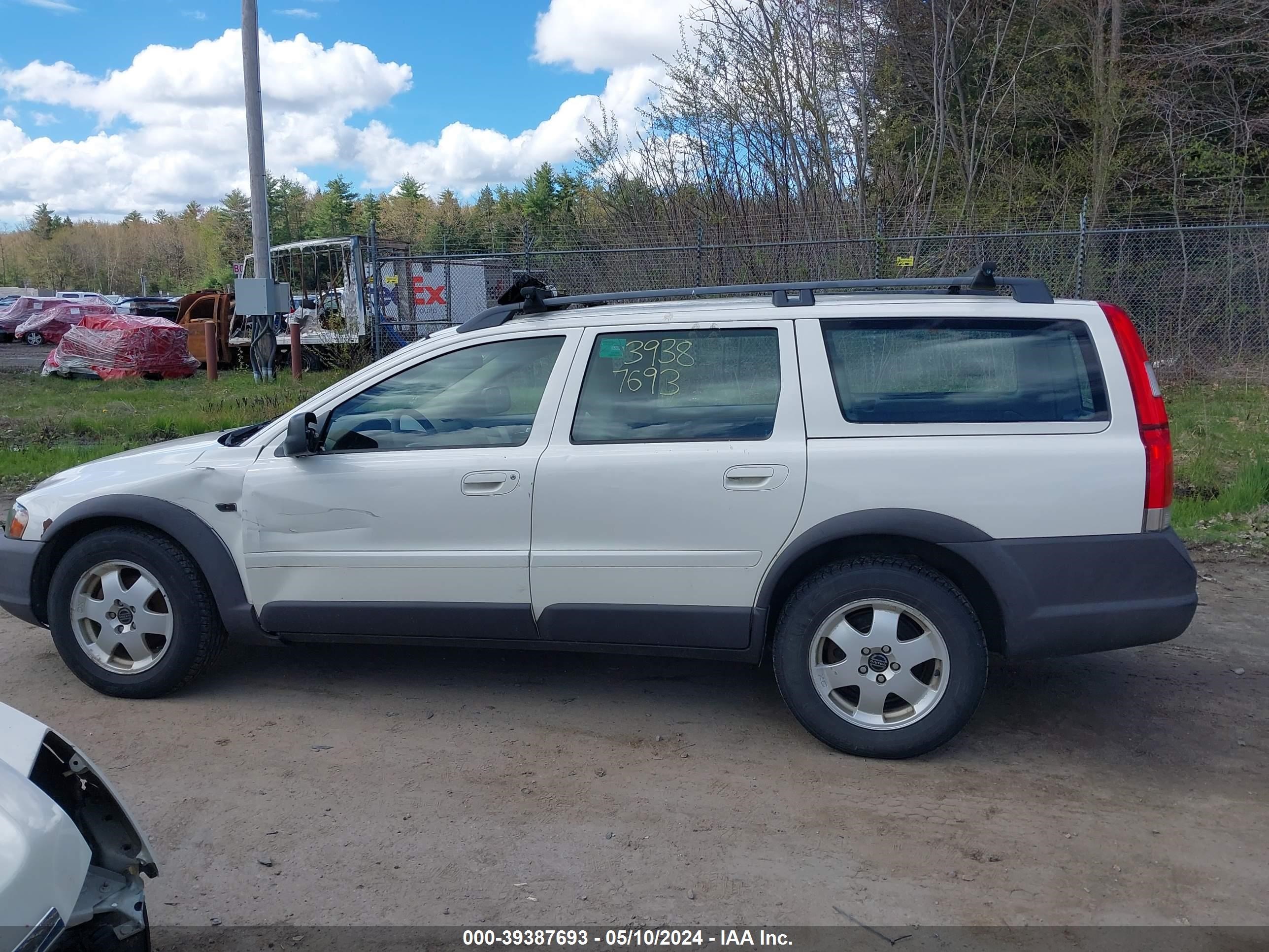 Photo 11 VIN: YV1SZ58D121062789 - VOLVO V70 