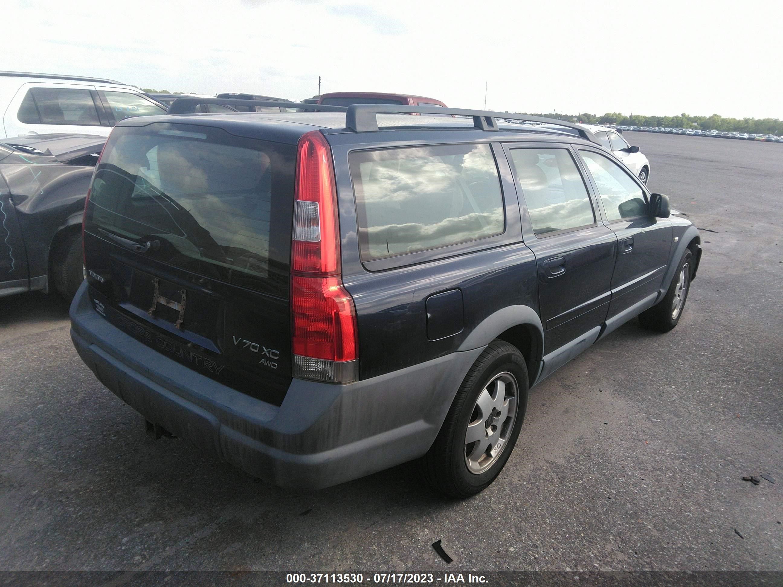 Photo 3 VIN: YV1SZ58D221068858 - VOLVO V70 