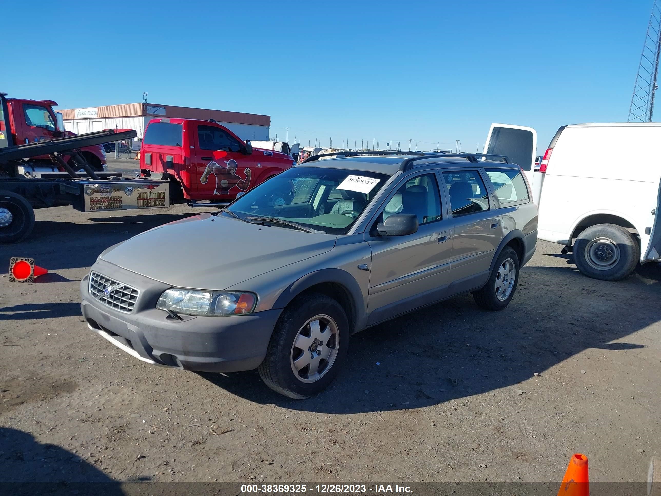 Photo 1 VIN: YV1SZ58D521081667 - VOLVO V70 