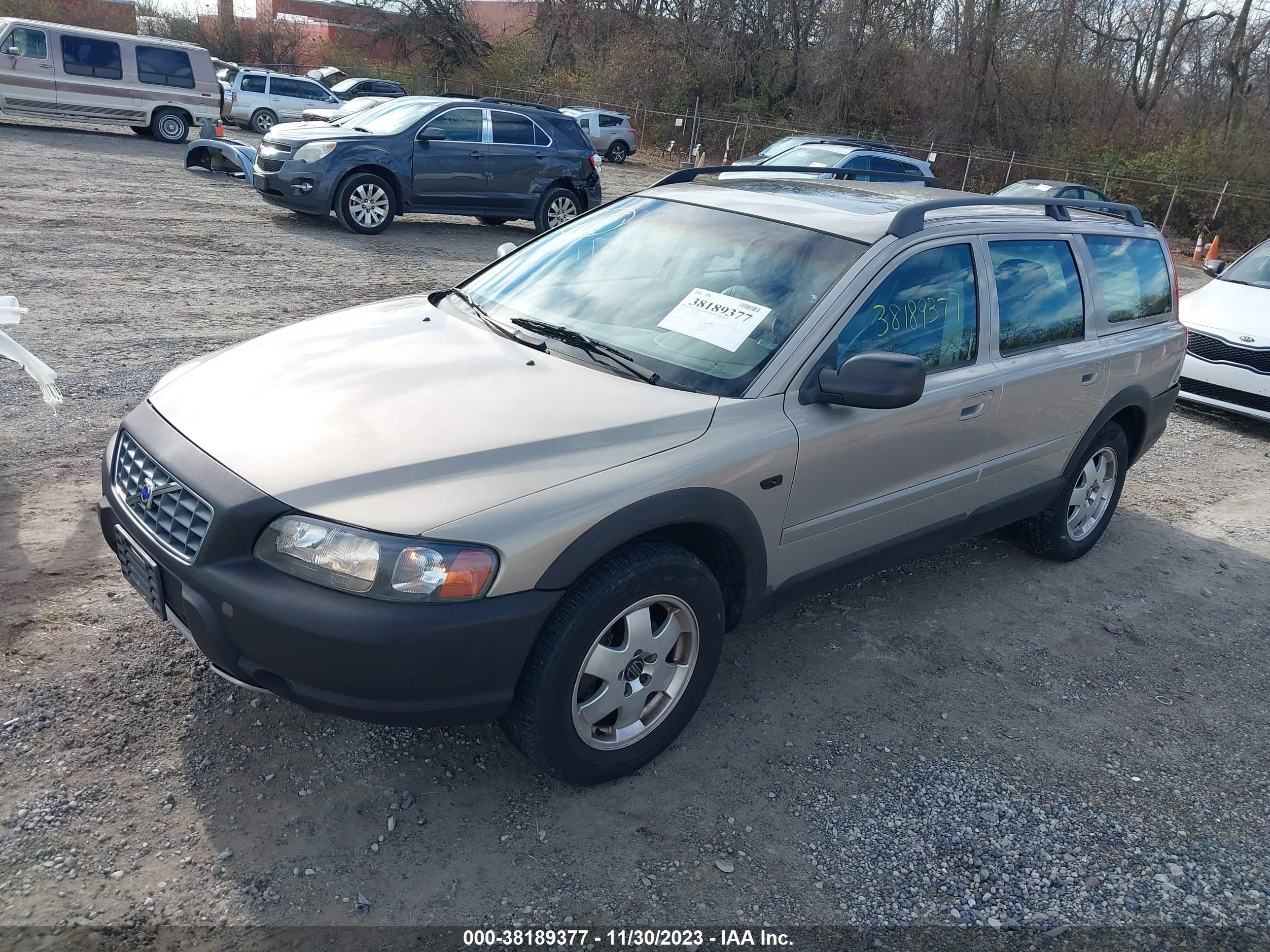 Photo 1 VIN: YV1SZ58D811008498 - VOLVO V70 