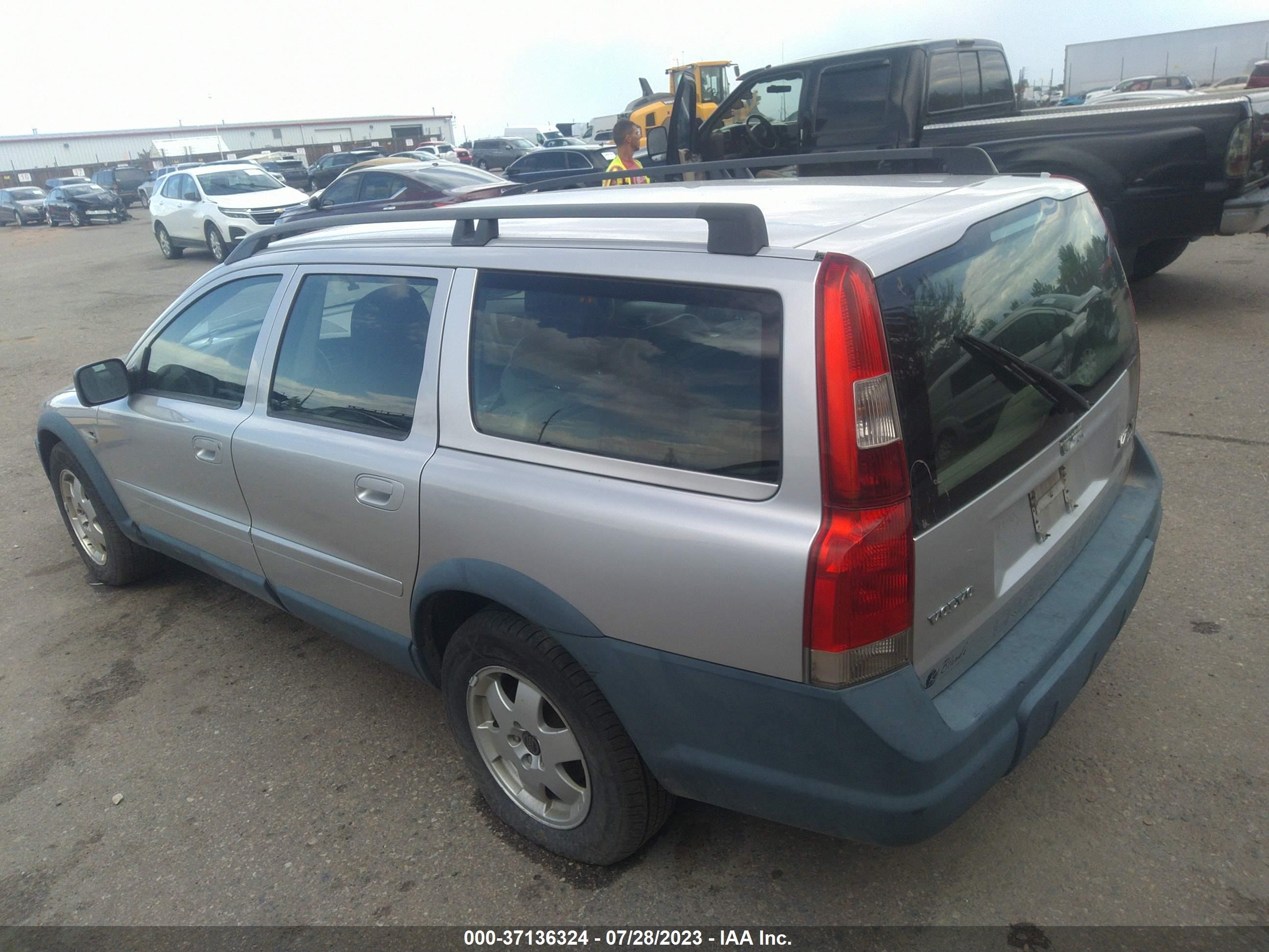 Photo 2 VIN: YV1SZ58D811029271 - VOLVO V70 