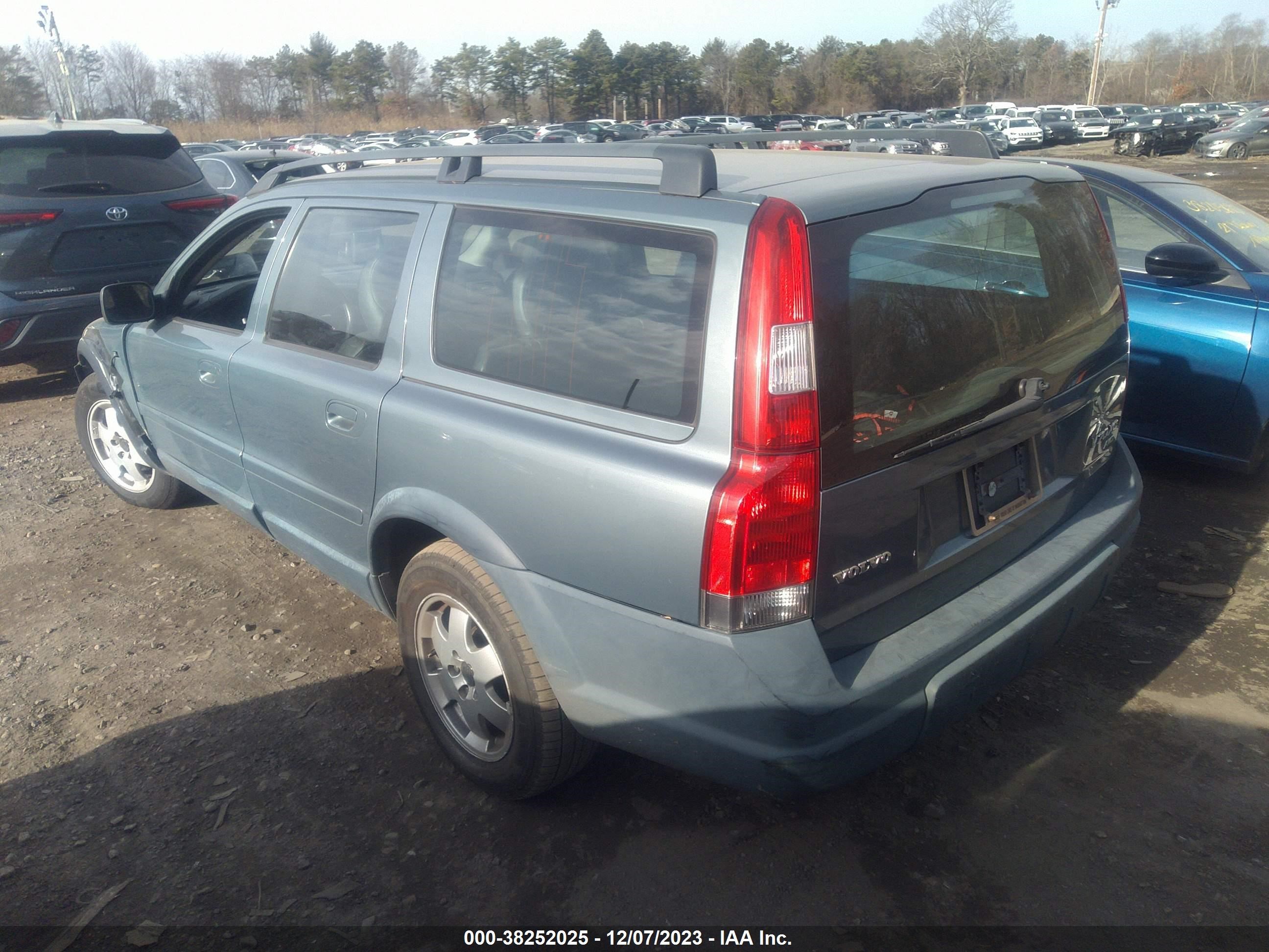 Photo 2 VIN: YV1SZ58D921069571 - VOLVO V70 