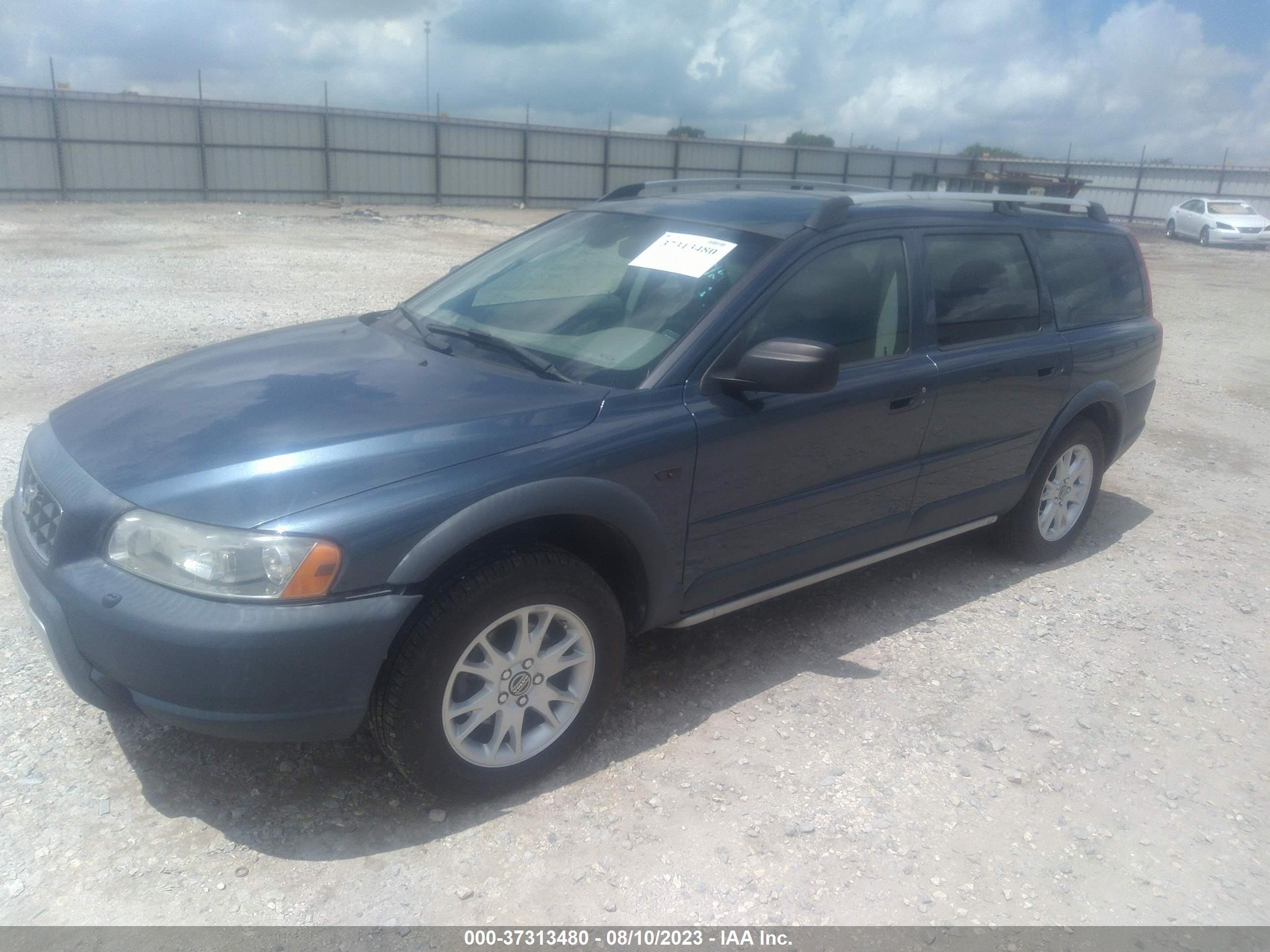 Photo 1 VIN: YV1SZ592051189115 - VOLVO XC70 