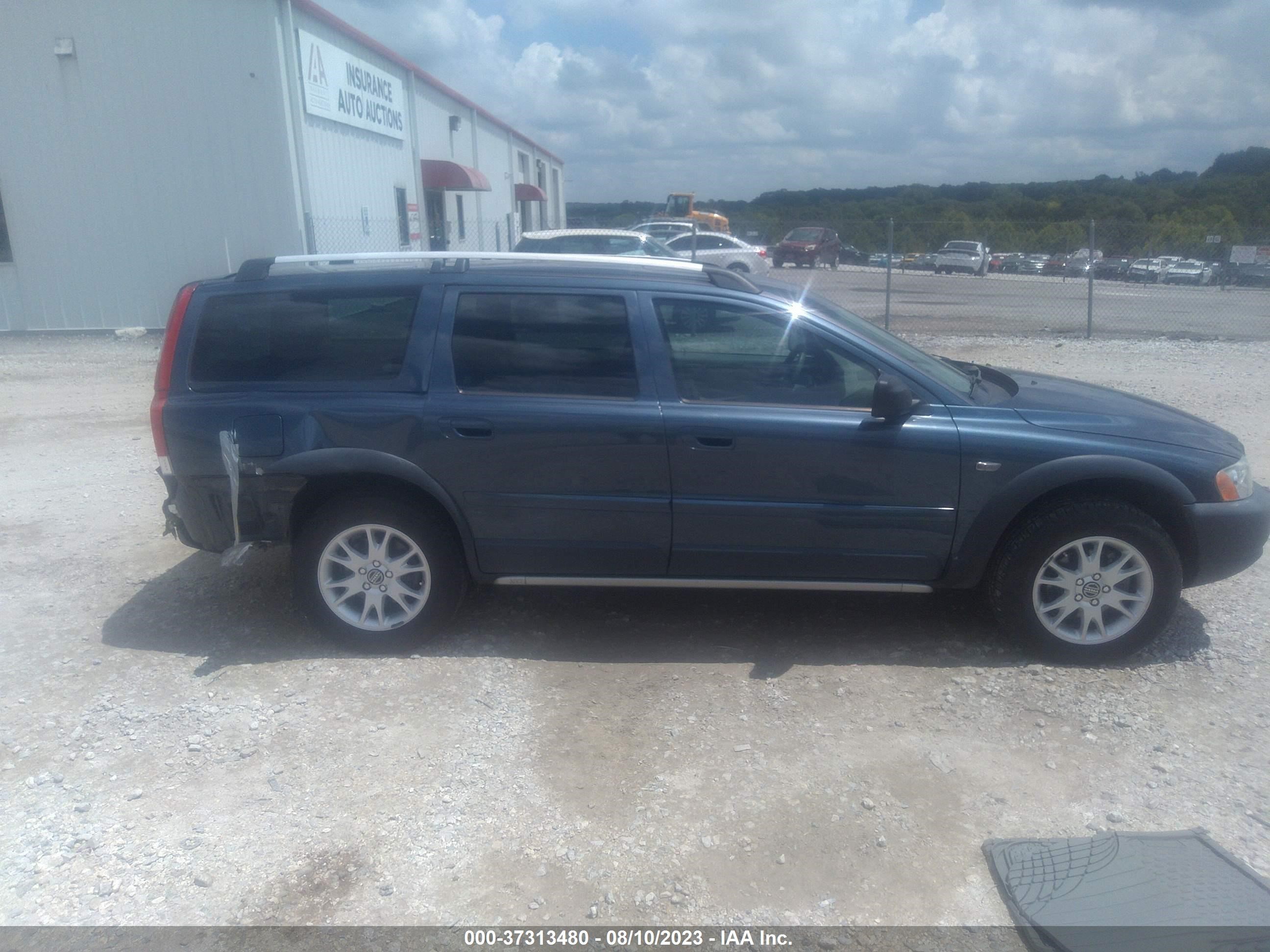 Photo 12 VIN: YV1SZ592051189115 - VOLVO XC70 