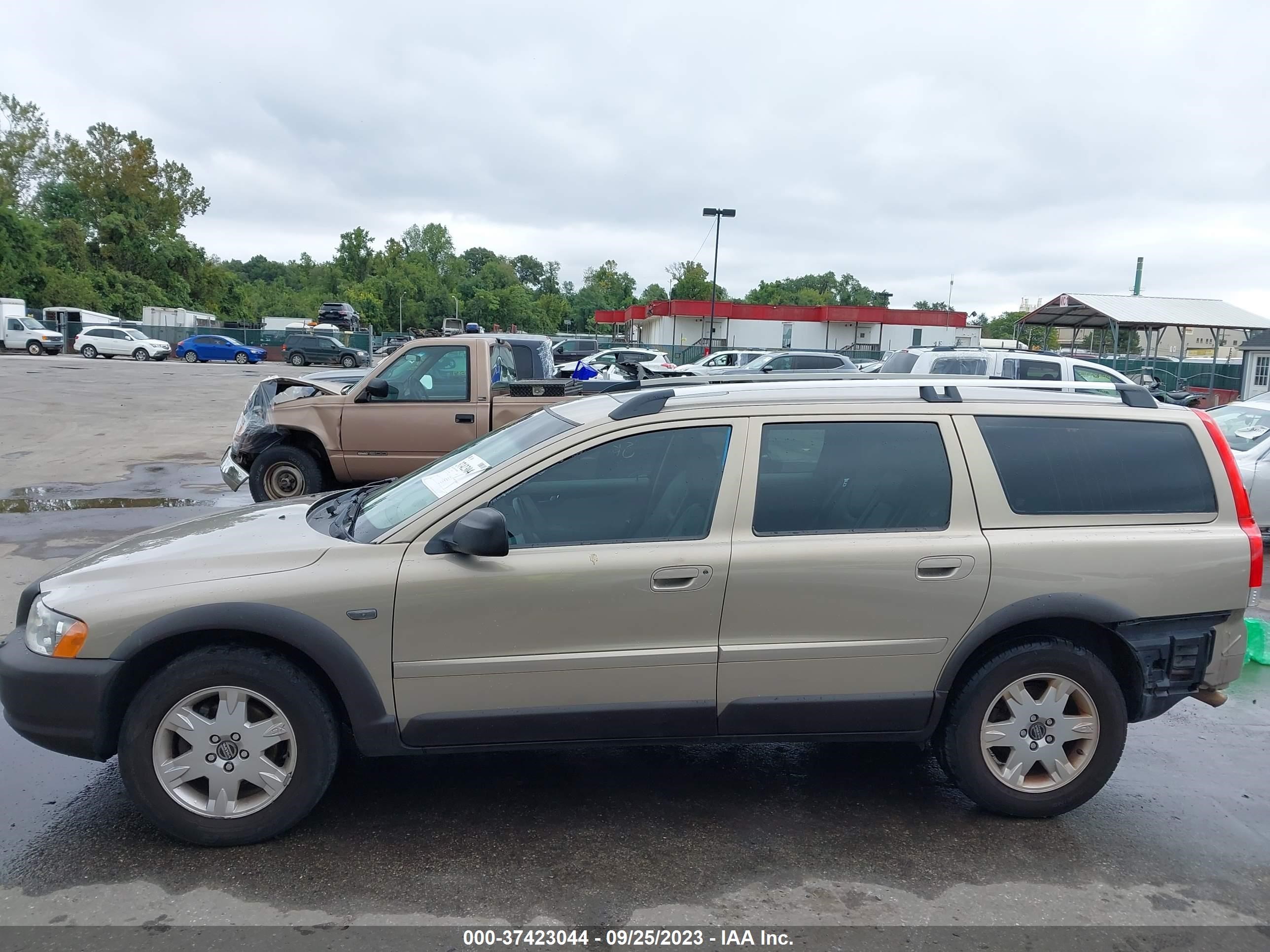 Photo 14 VIN: YV1SZ592351199069 - VOLVO XC70 