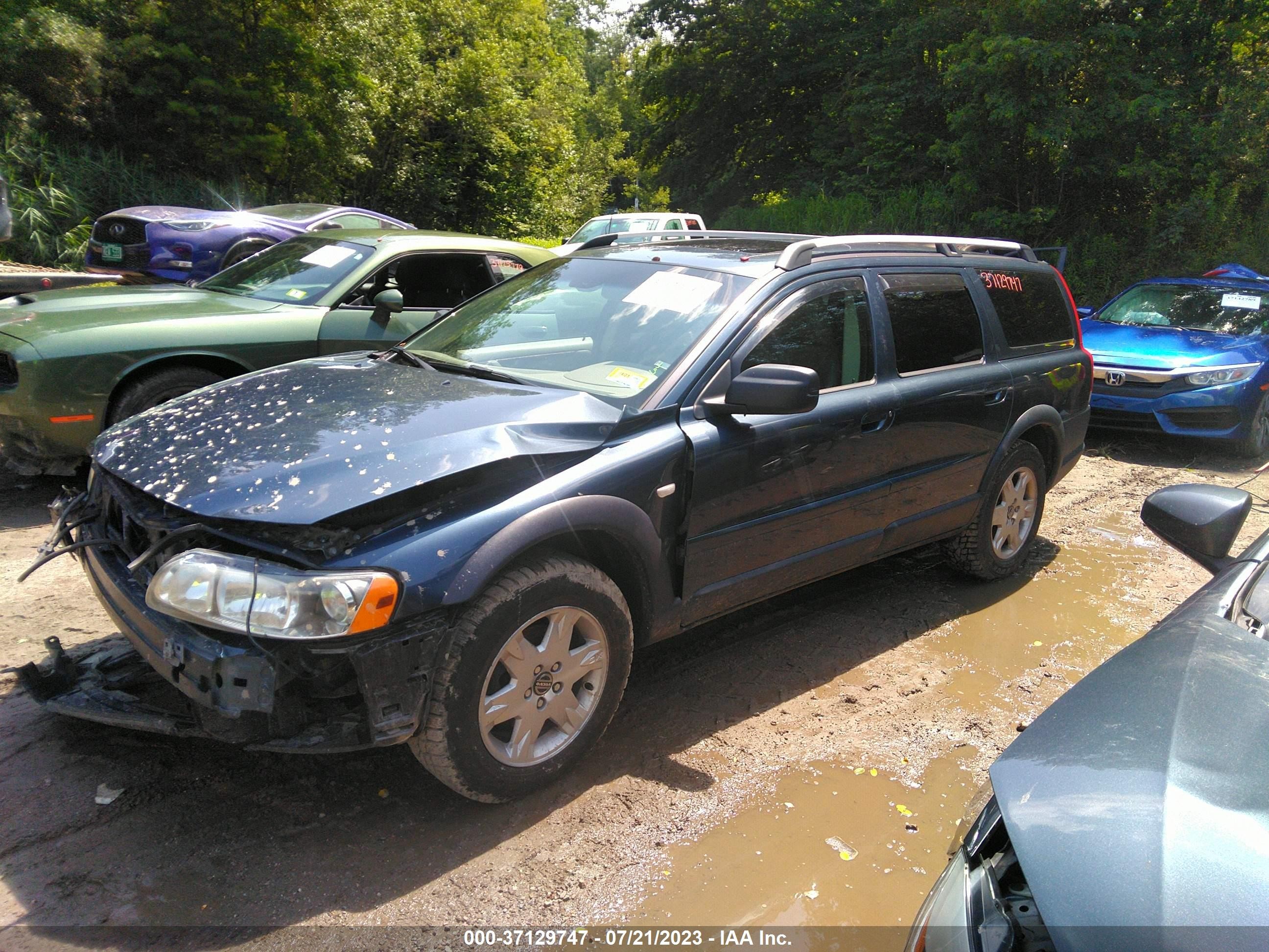 Photo 1 VIN: YV1SZ592851186835 - VOLVO XC70 