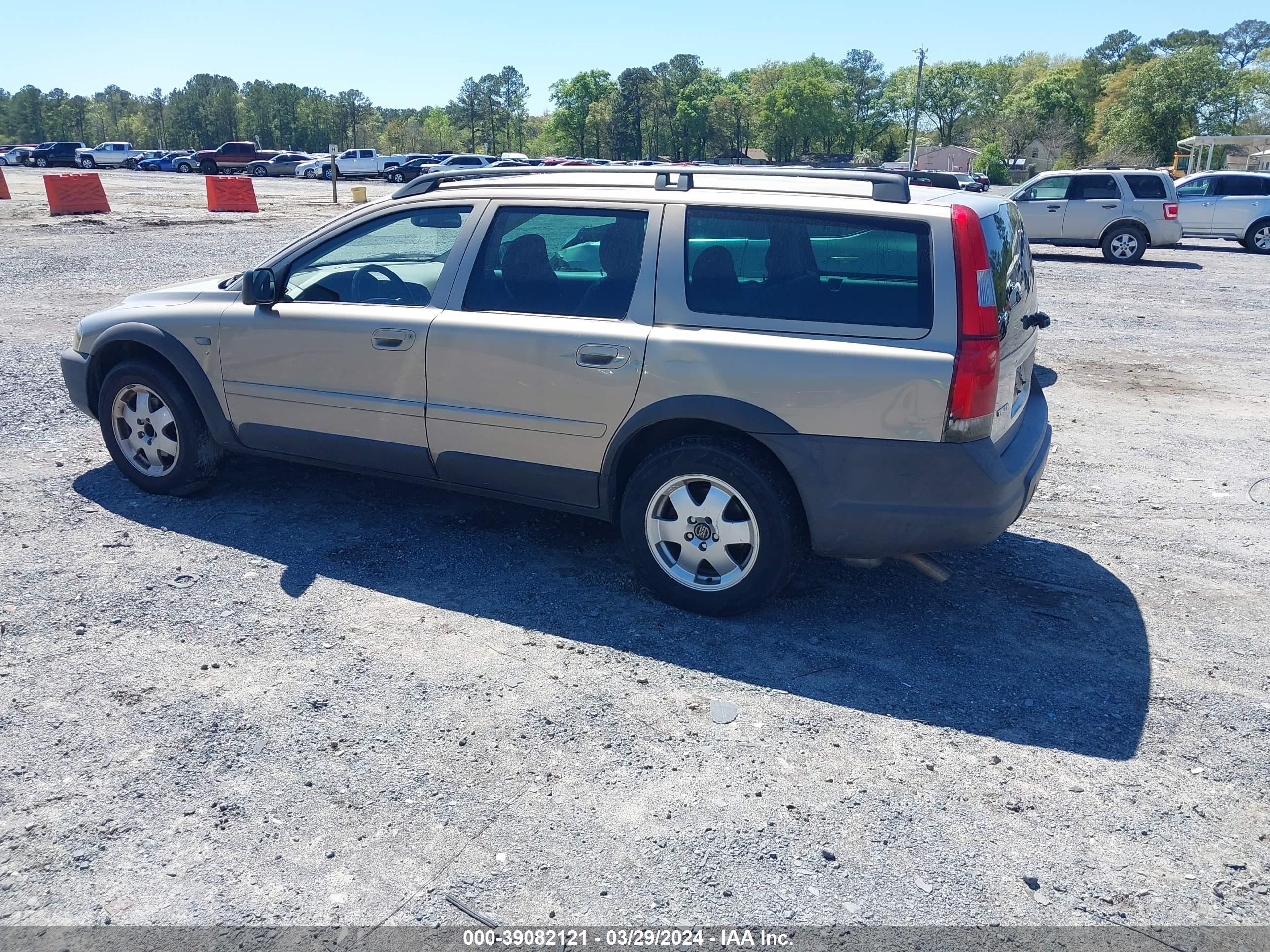 Photo 2 VIN: YV1SZ59H031113721 - VOLVO XC70 