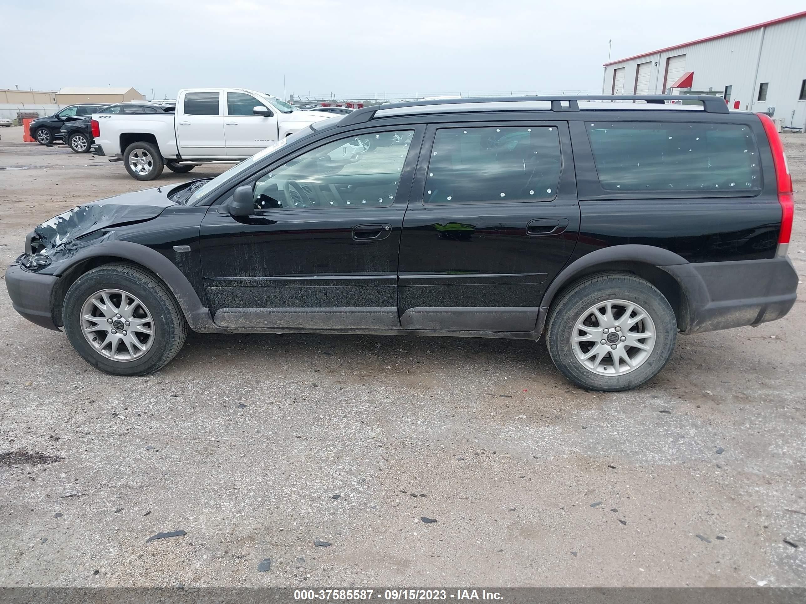 Photo 13 VIN: YV1SZ59H041161107 - VOLVO V70 