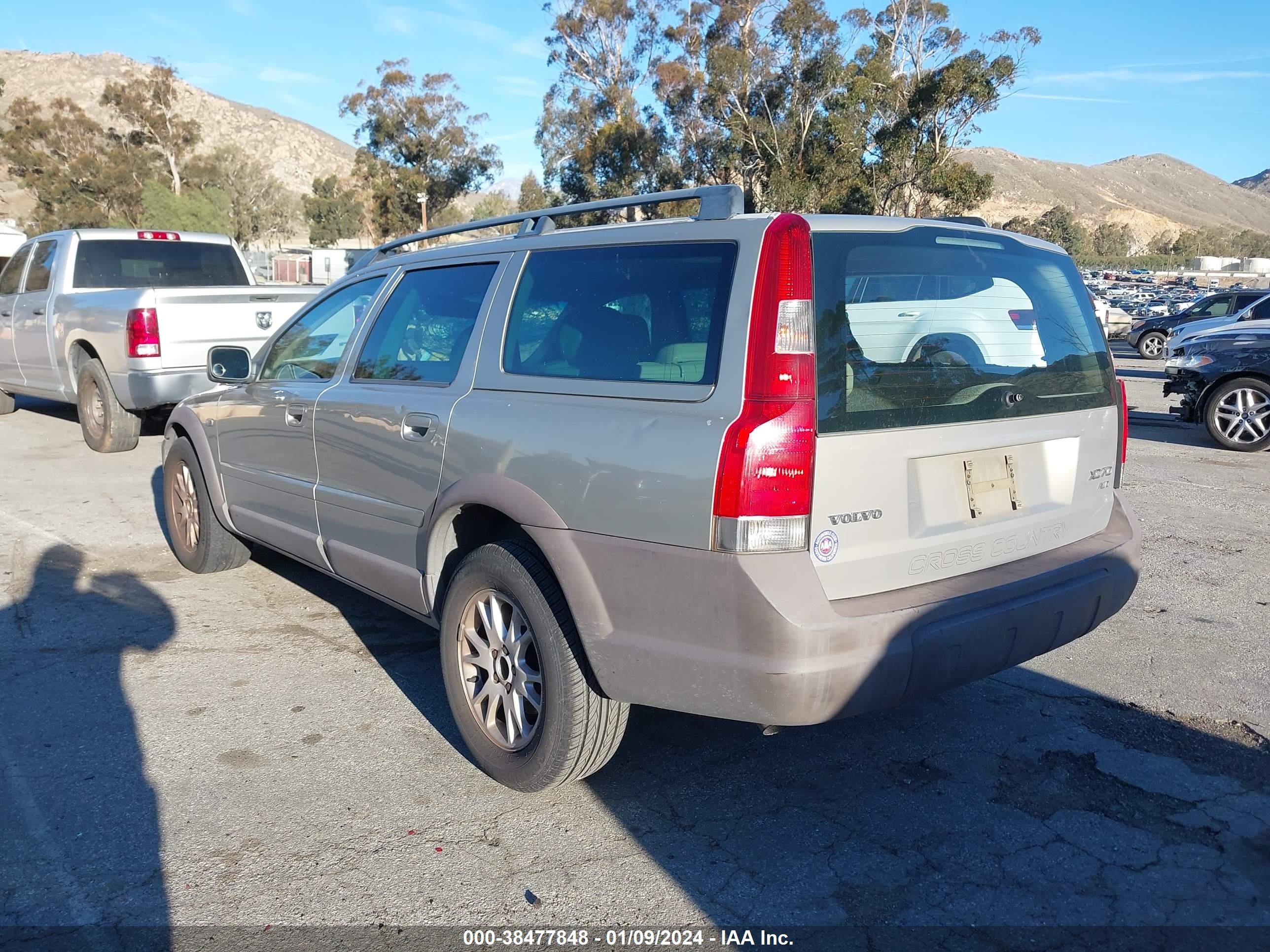 Photo 2 VIN: YV1SZ59H241153008 - VOLVO XC70 