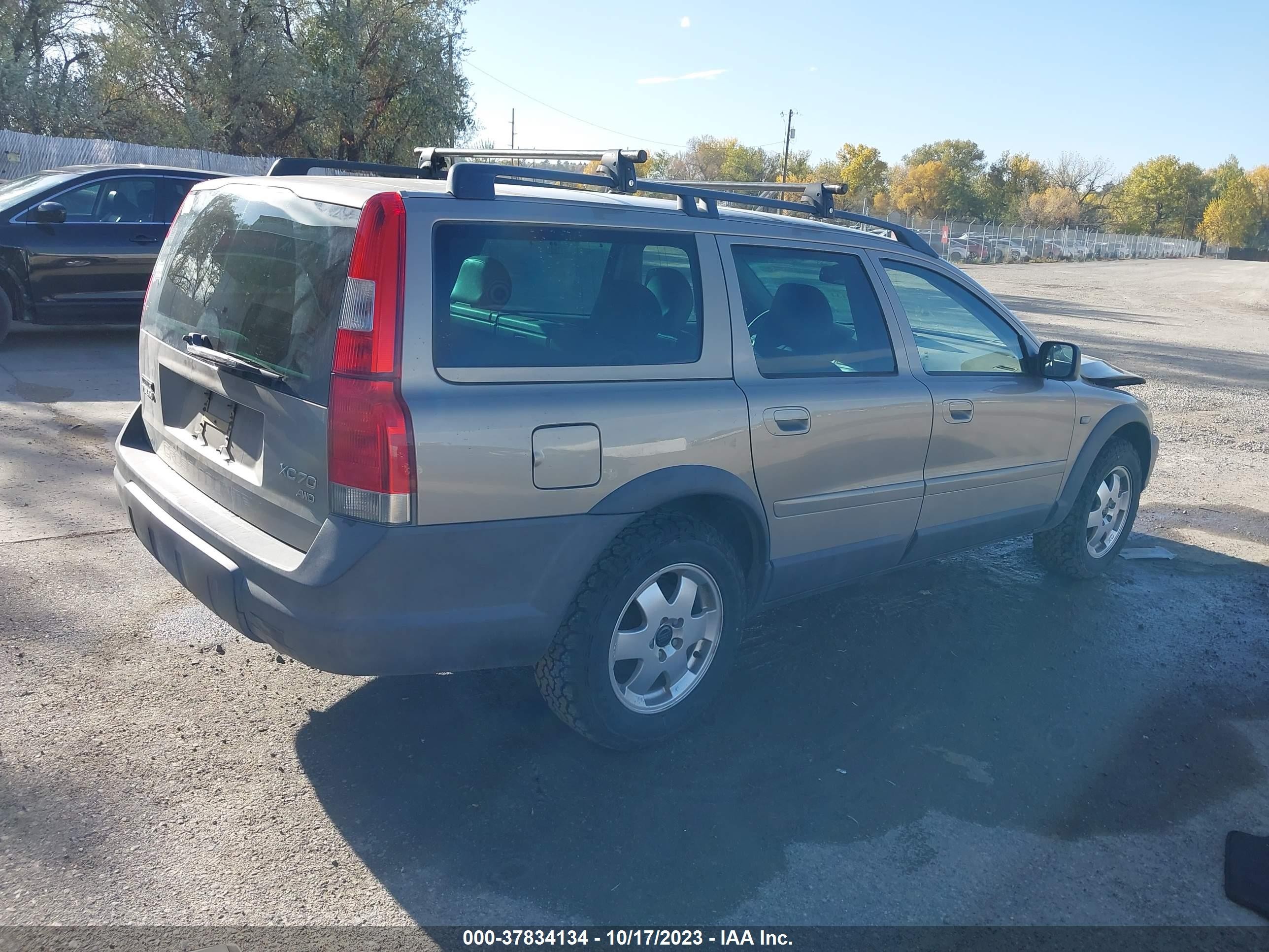 Photo 3 VIN: YV1SZ59H331111977 - VOLVO V70 