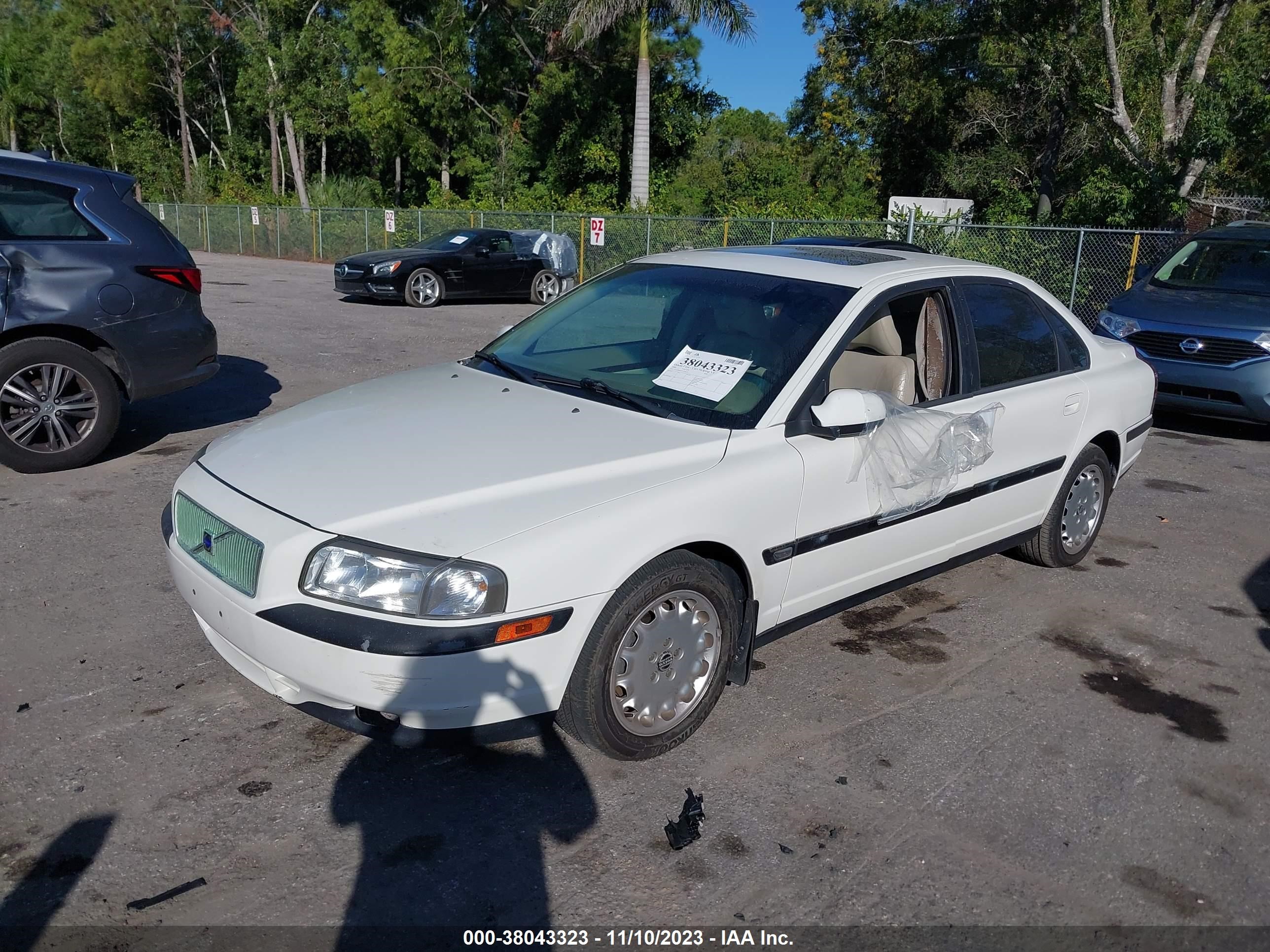 Photo 1 VIN: YV1TS94D7Y1126154 - VOLVO S80 