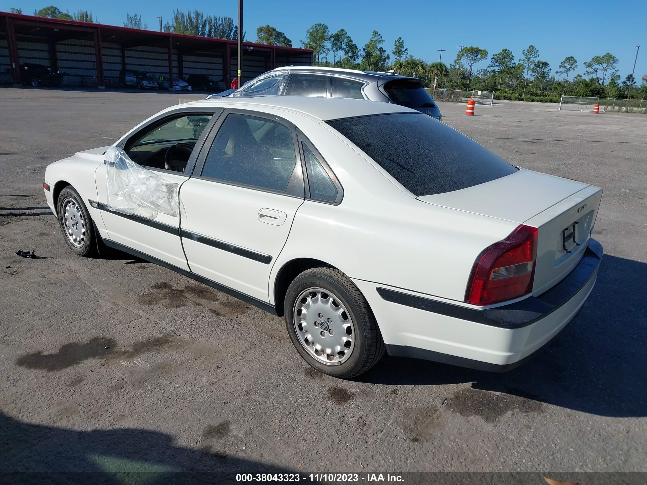 Photo 2 VIN: YV1TS94D7Y1126154 - VOLVO S80 