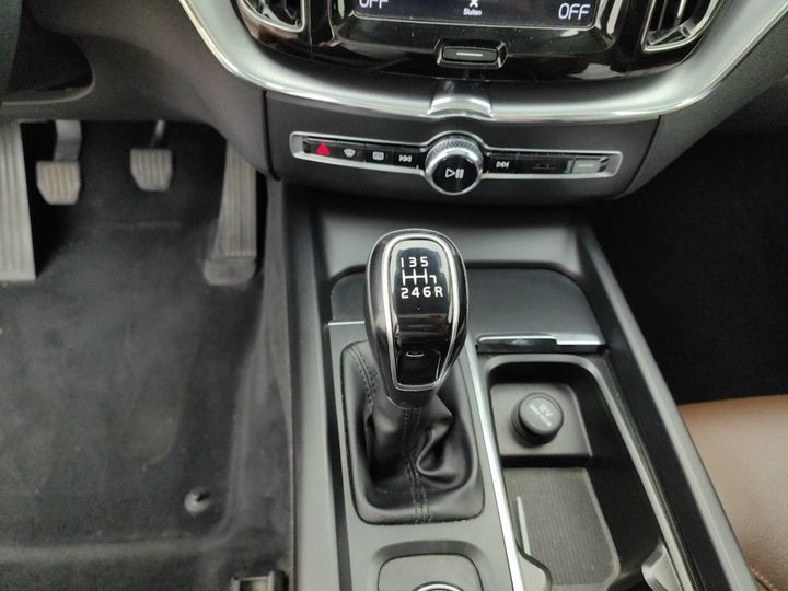 Photo 31 VIN: YV1UZARV1K1225607 - VOLVO XC60 '17 